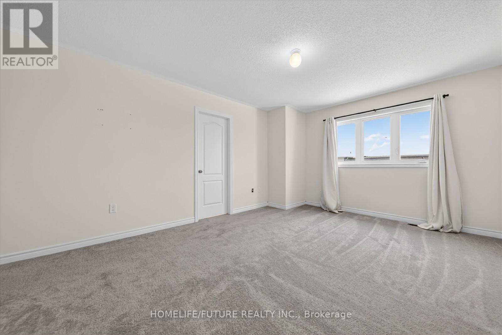 8 Grieve Street, Georgina, Ontario  L0E 1R0 - Photo 20 - N12731284