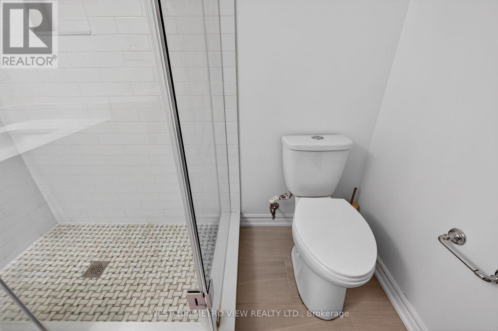 3139 Dover Crescent, Mississauga, Ontario  L5L 5V3 - Photo 9 - W12731258