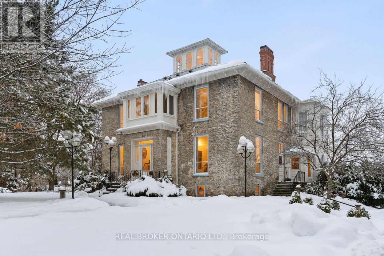 346 PICTON MAIN STREET, Prince Edward County, Ontario