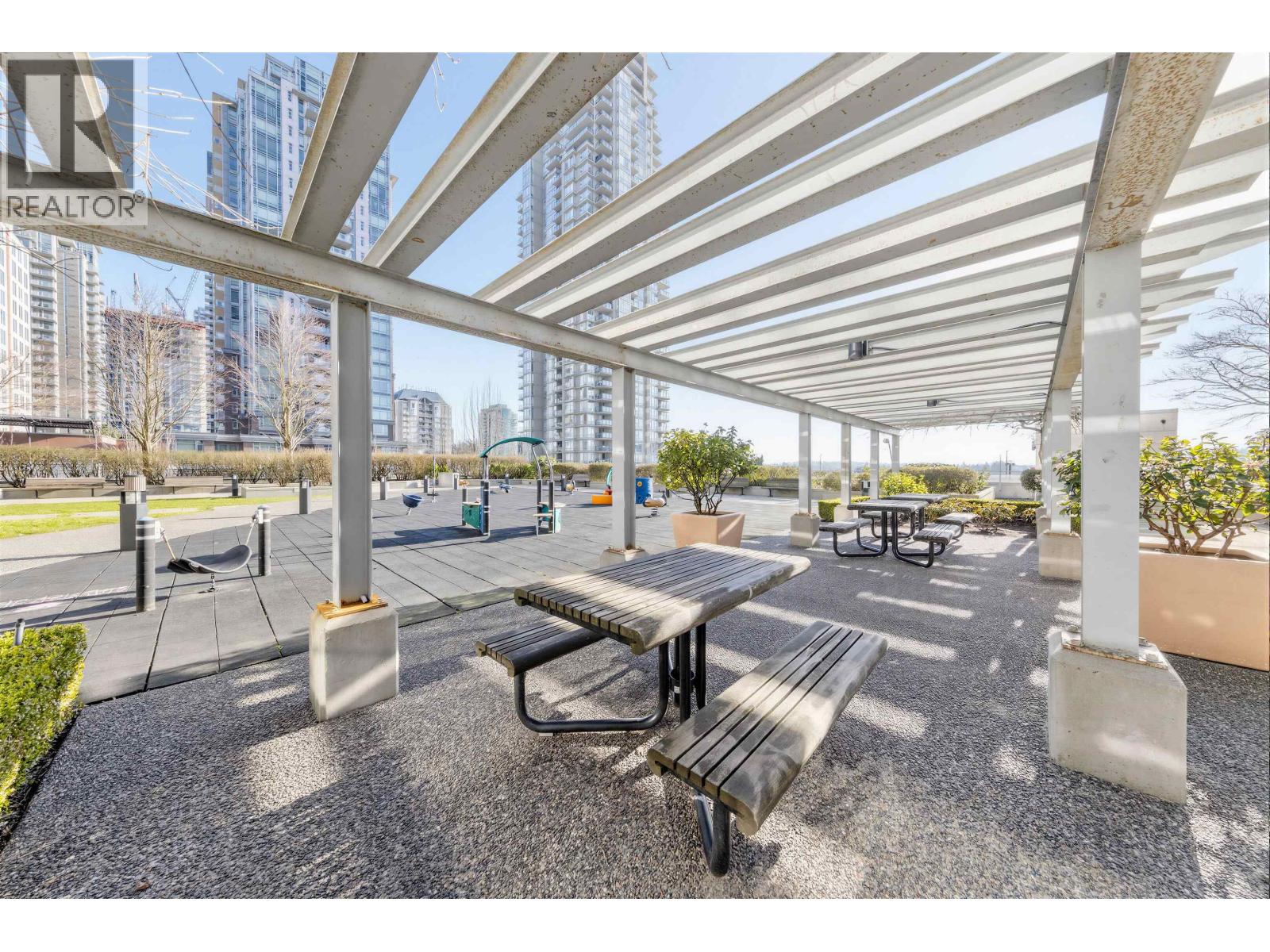 1901 2968 Glen Drive, Coquitlam, British Columbia  V3B 0C4 - Photo 39 - R3083462