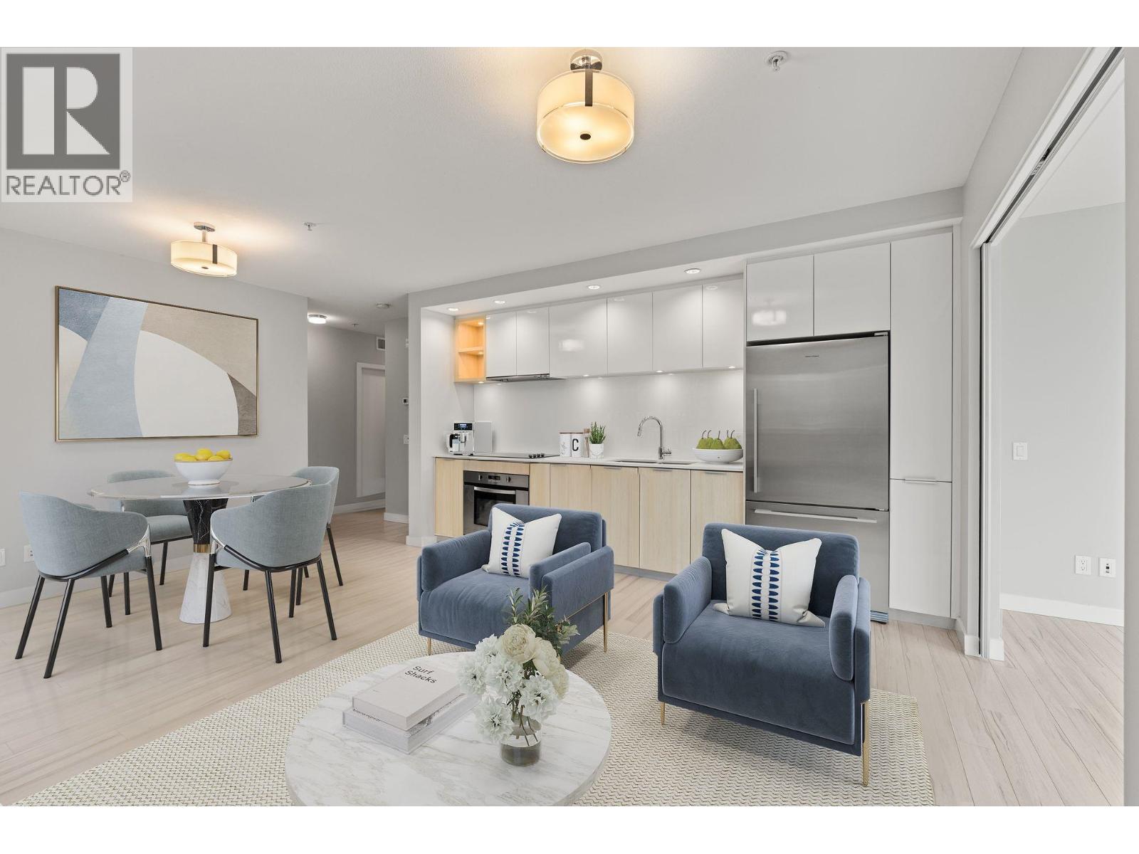 207 111 E 3rd Street, North Vancouver, British Columbia  V7L 0C6 - Photo 4 - R3083135