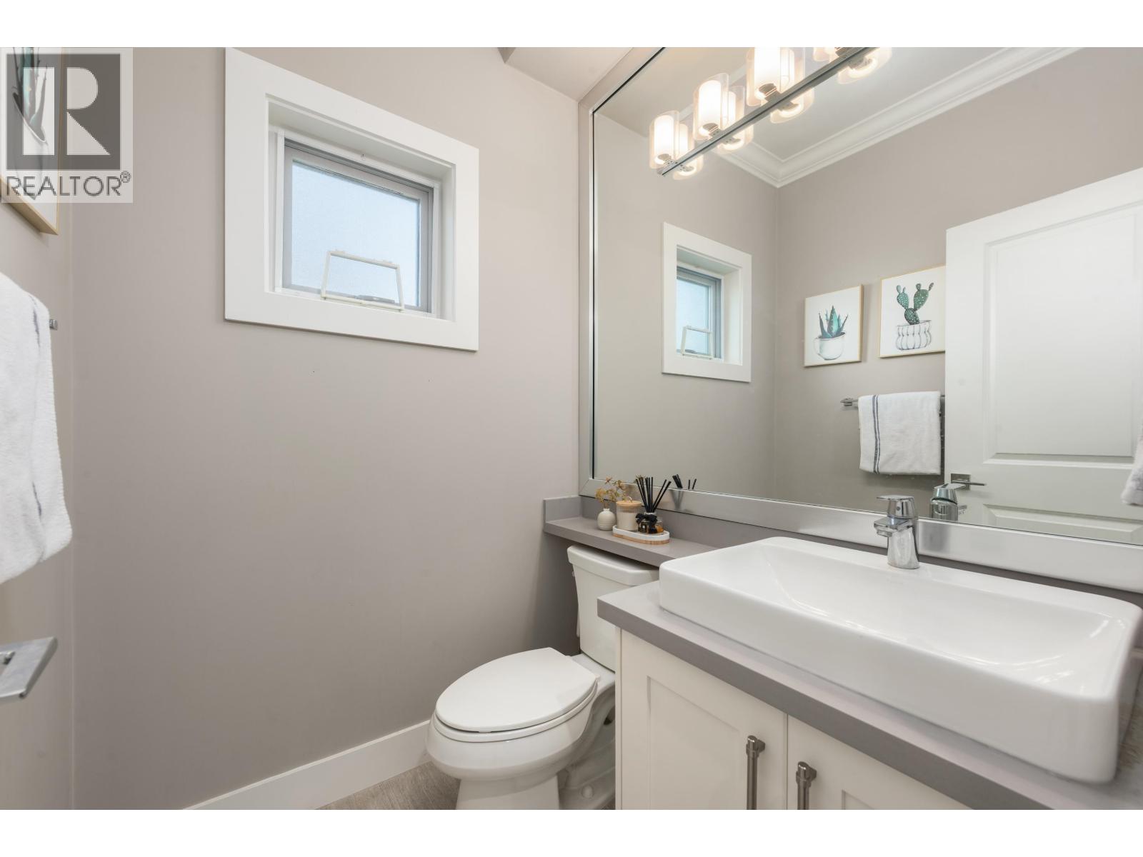 Listing Picture 12 of 31 : 6 9840 ALBERTA ROAD, Richmond / 烈治文 - 魯藝地產 Yvonne Lu Group - MLS Medallion Club Member