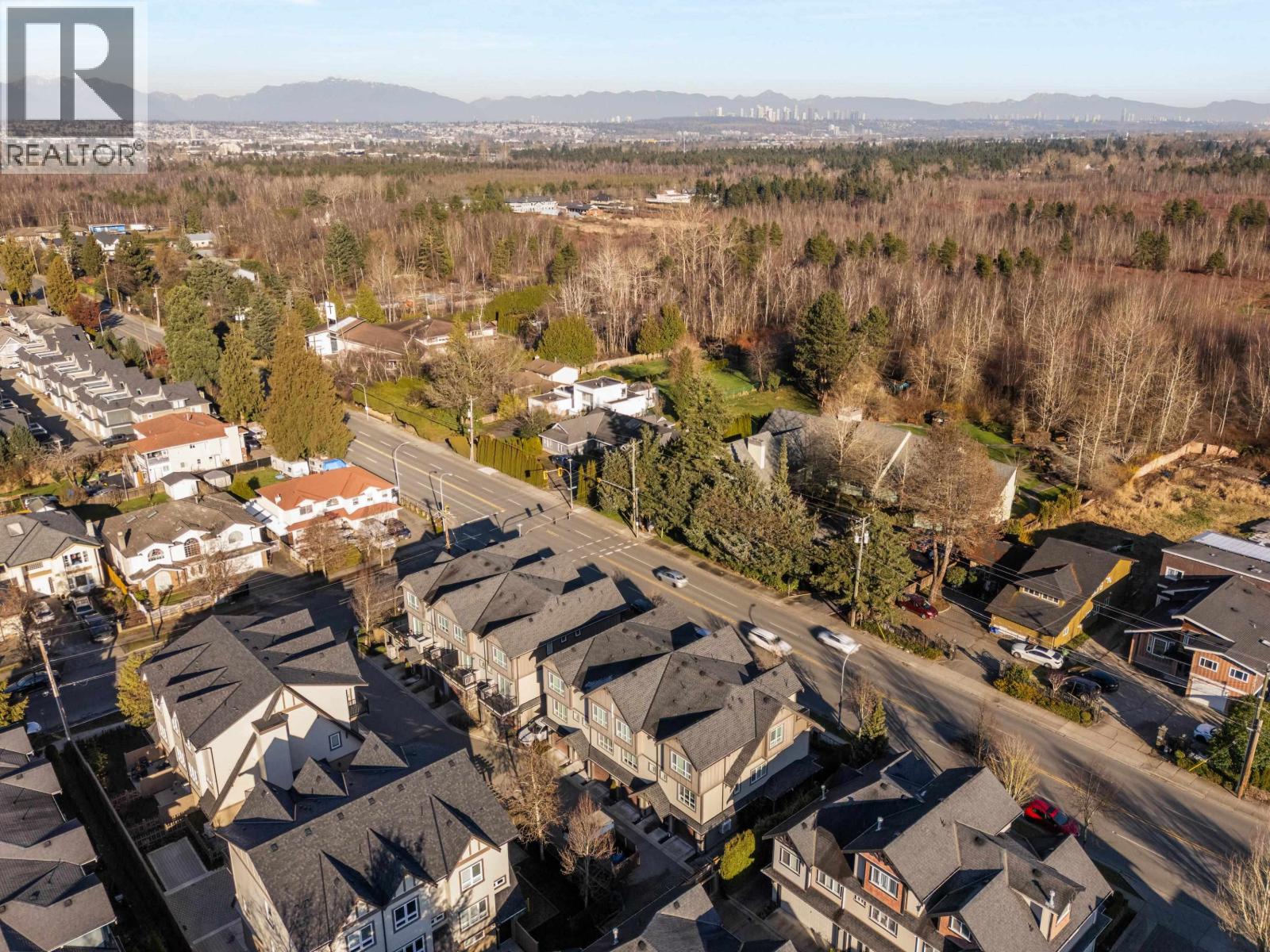 Listing Picture 30 of 31 : 6 9840 ALBERTA ROAD, Richmond / 烈治文 - 魯藝地產 Yvonne Lu Group - MLS Medallion Club Member