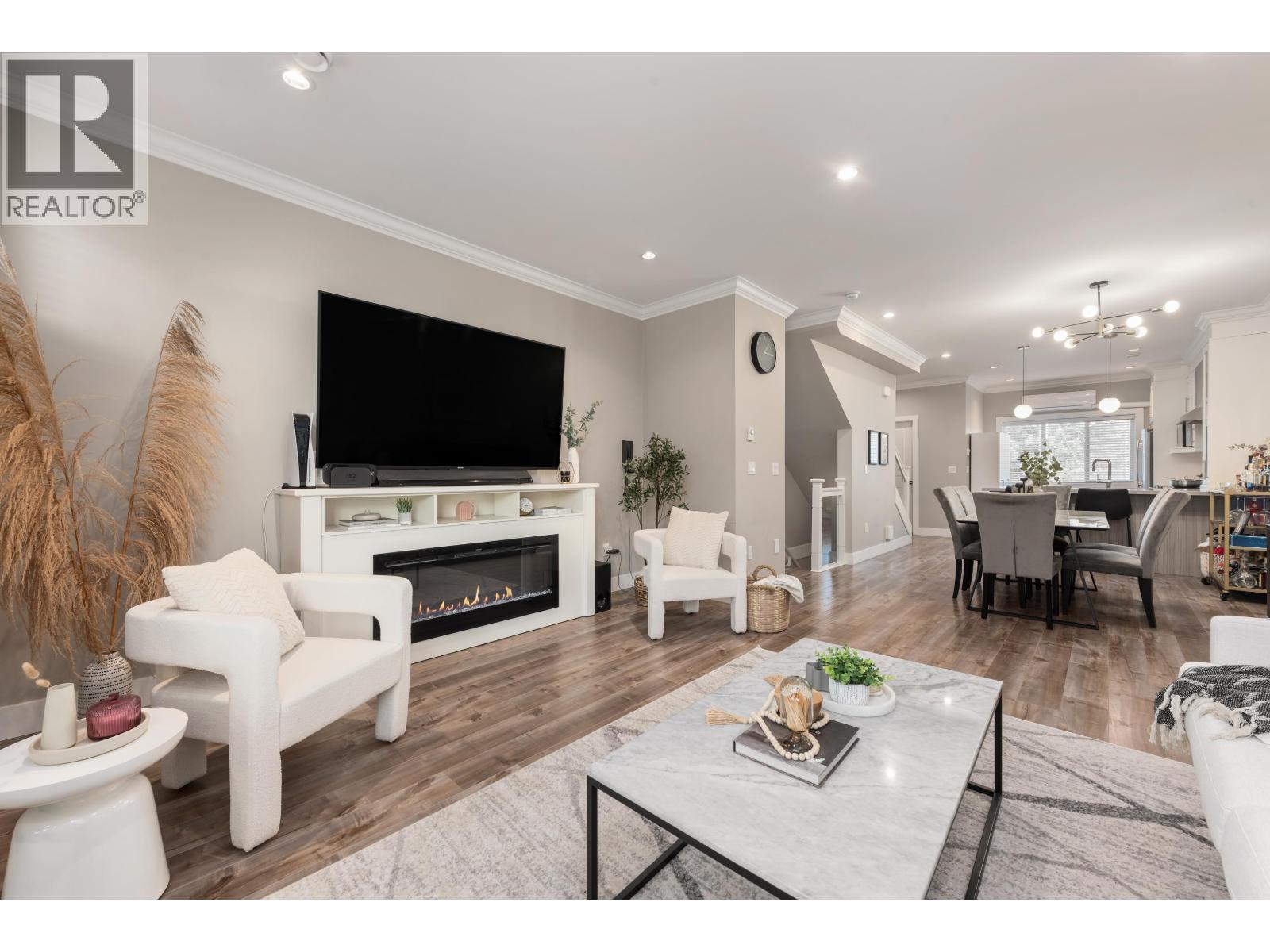 Listing Picture 5 of 31 : 6 9840 ALBERTA ROAD, Richmond / 烈治文 - 魯藝地產 Yvonne Lu Group - MLS Medallion Club Member