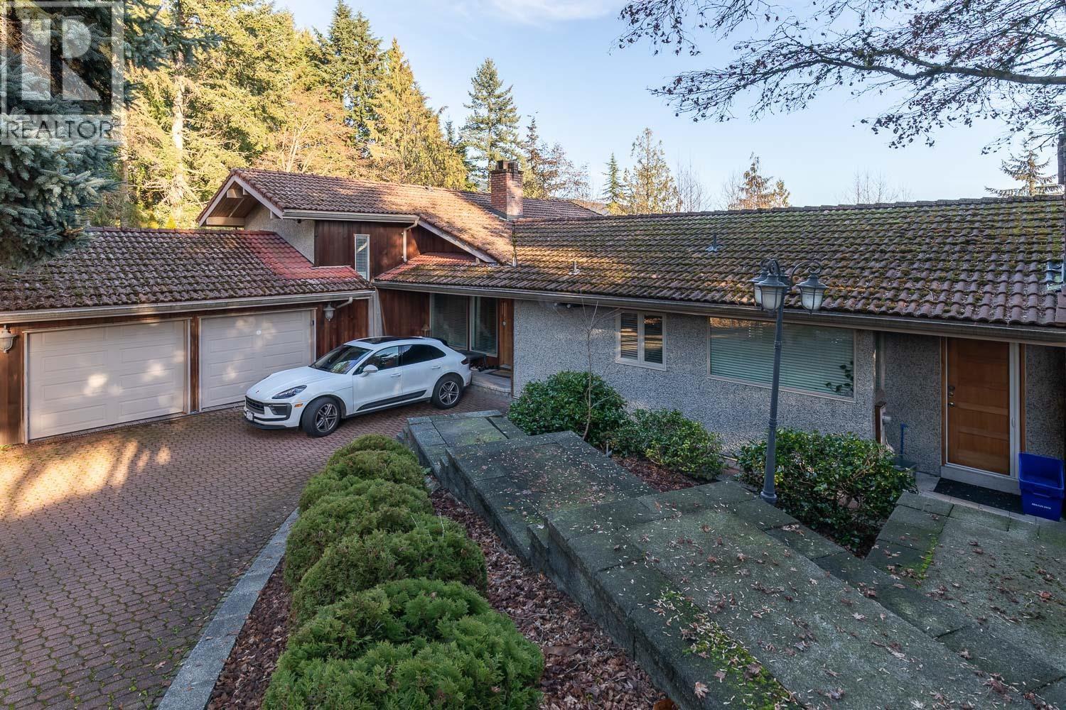 1448 SANDHURST PLACE, West Vancouver, British Columbia