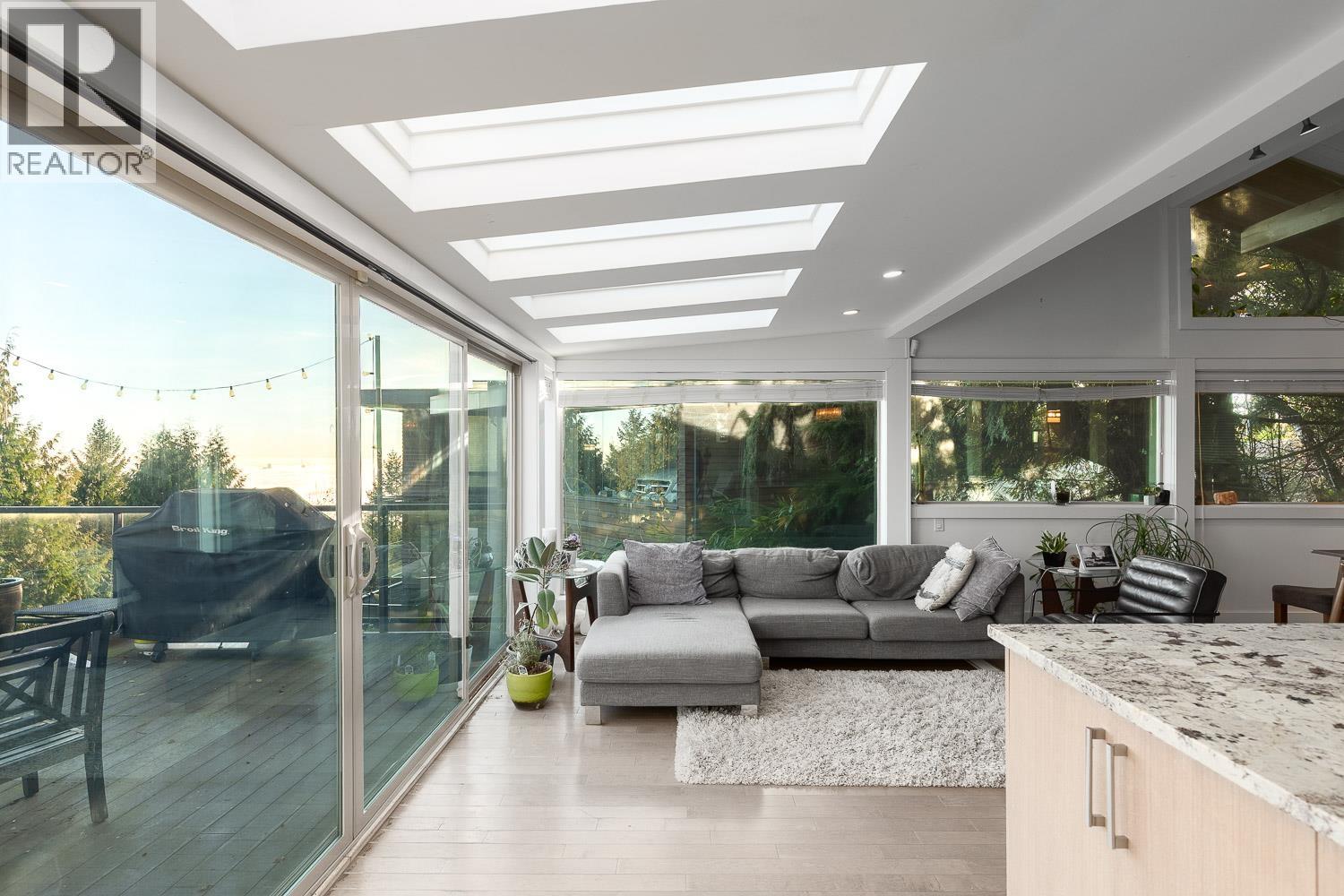 1448 Sandhurst Place, West Vancouver, British Columbia  V7S 2P3 - Photo 12 - R3083516