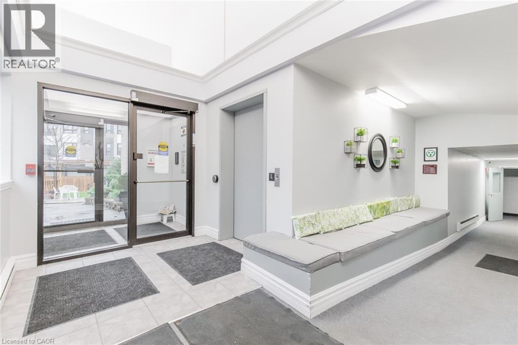 20 John Street Unit# 110, Grimsby, Ontario  L3M 1X5 - Photo 3 - 40801087