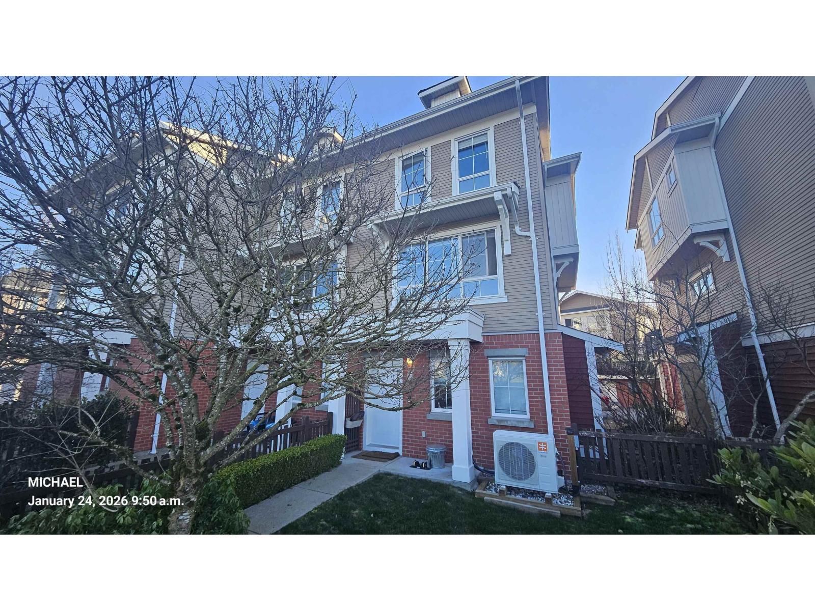 70 19505 68A AVENUE, Surrey, British Columbia