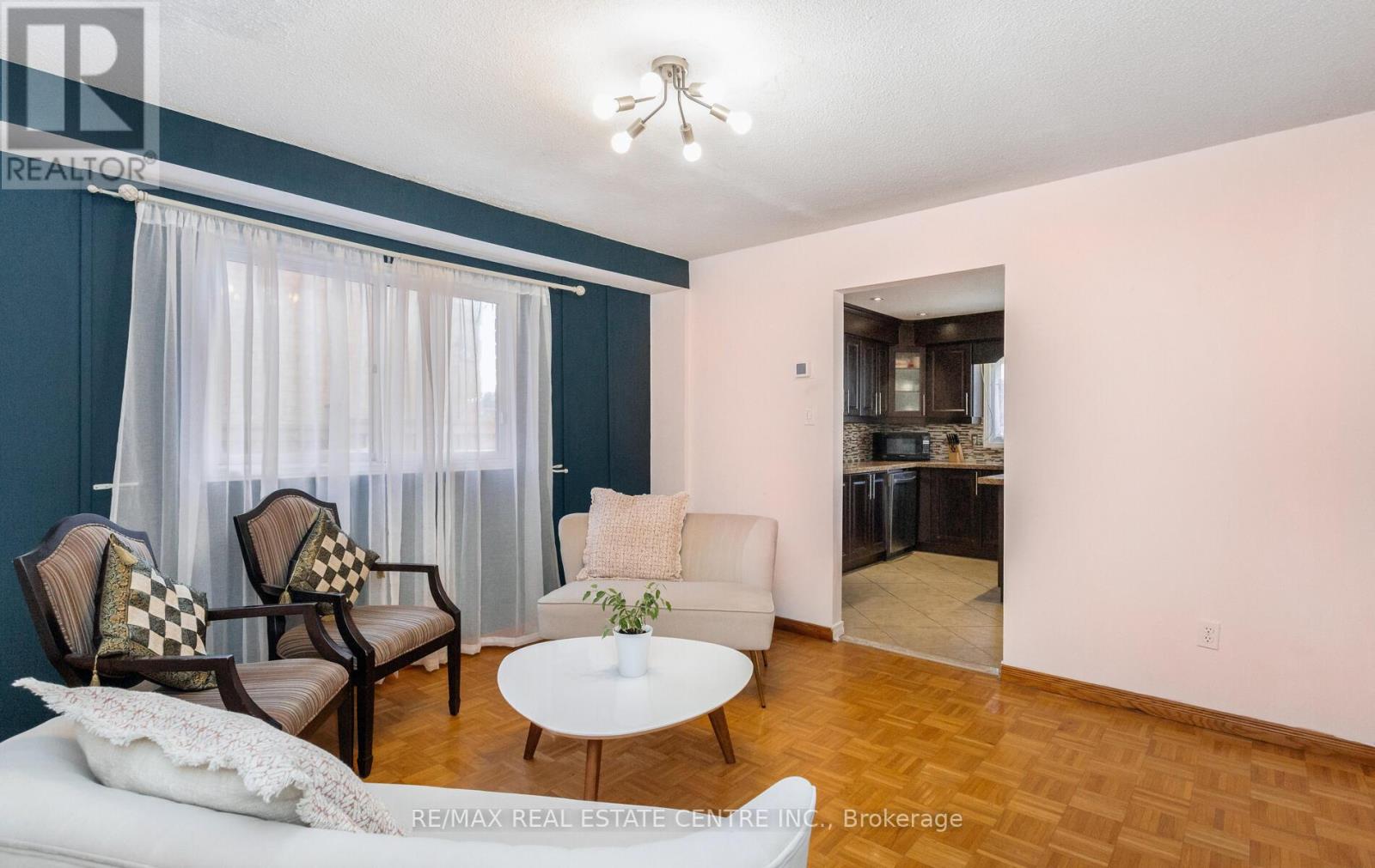 34 Corkett Drive S, Brampton, Ontario  L6X 3G9 - Photo 13 - W12731296