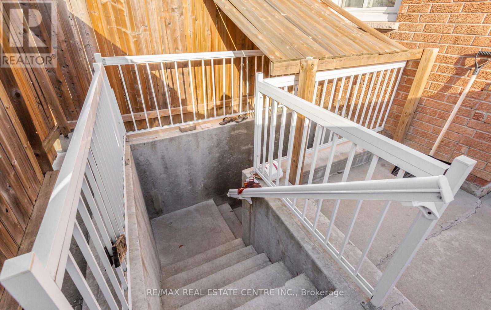 34 Corkett Drive S, Brampton, Ontario  L6X 3G9 - Photo 42 - W12731296