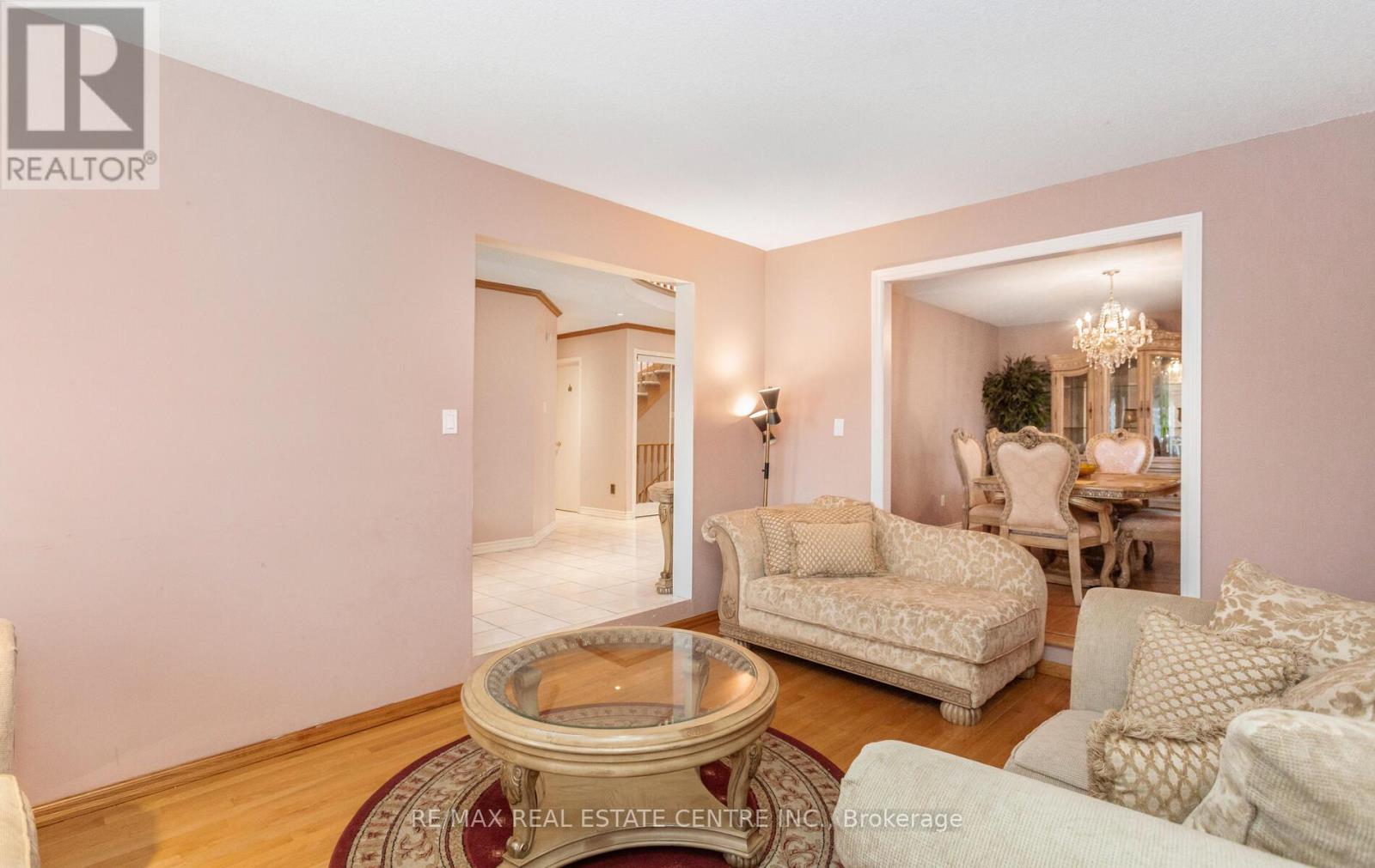 34 Corkett Drive S, Brampton, Ontario  L6X 3G9 - Photo 8 - W12731296