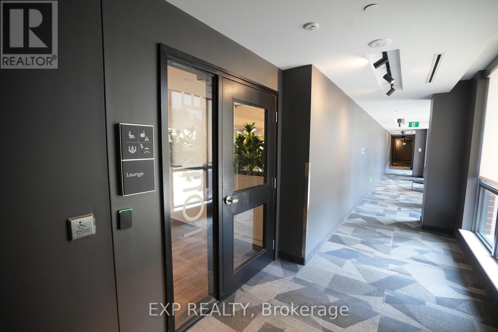 2011 - 25 Wellington Street S, Kitchener, Ontario  N2G 0G5 - Photo 19 - X12731306