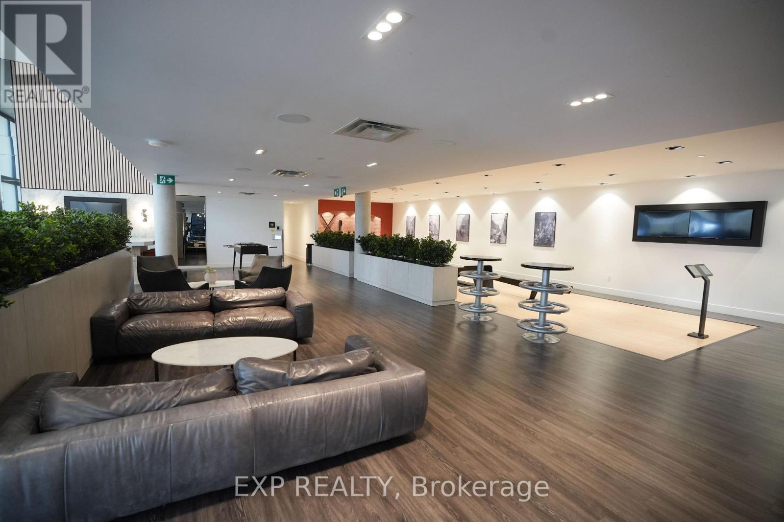 2011 - 25 Wellington Street S, Kitchener, Ontario  N2G 0G5 - Photo 23 - X12731306