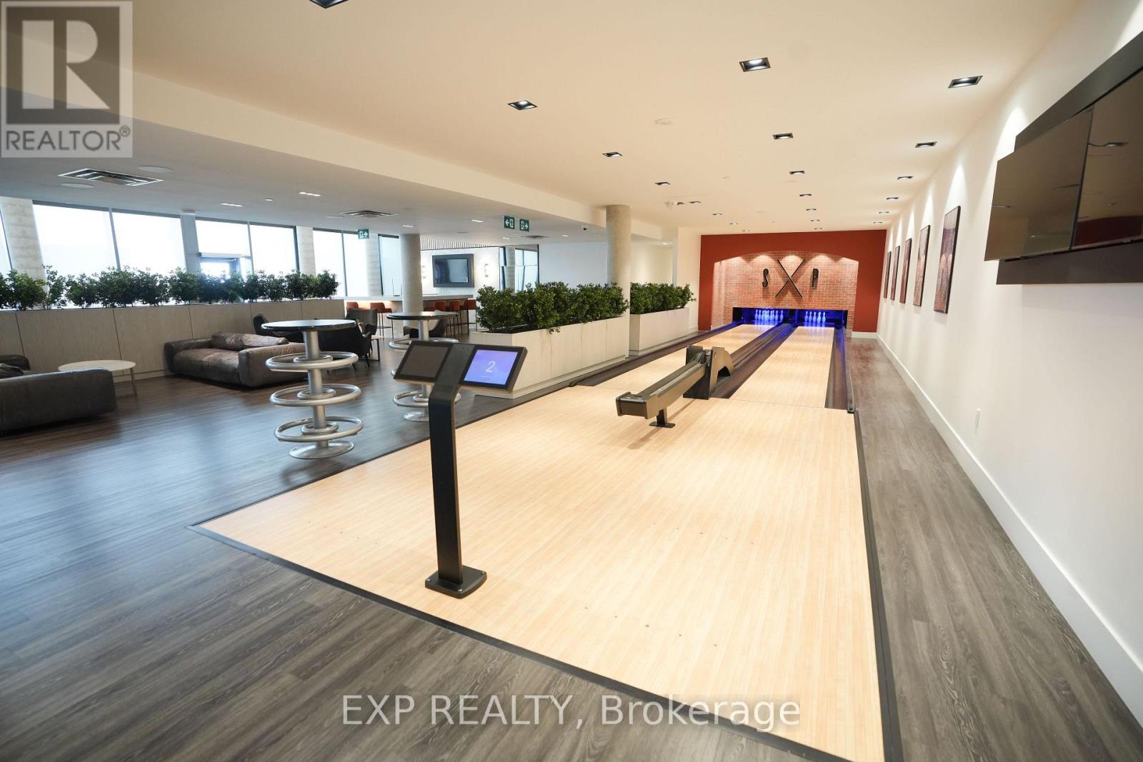 2011 - 25 Wellington Street S, Kitchener, Ontario  N2G 0G5 - Photo 24 - X12731306