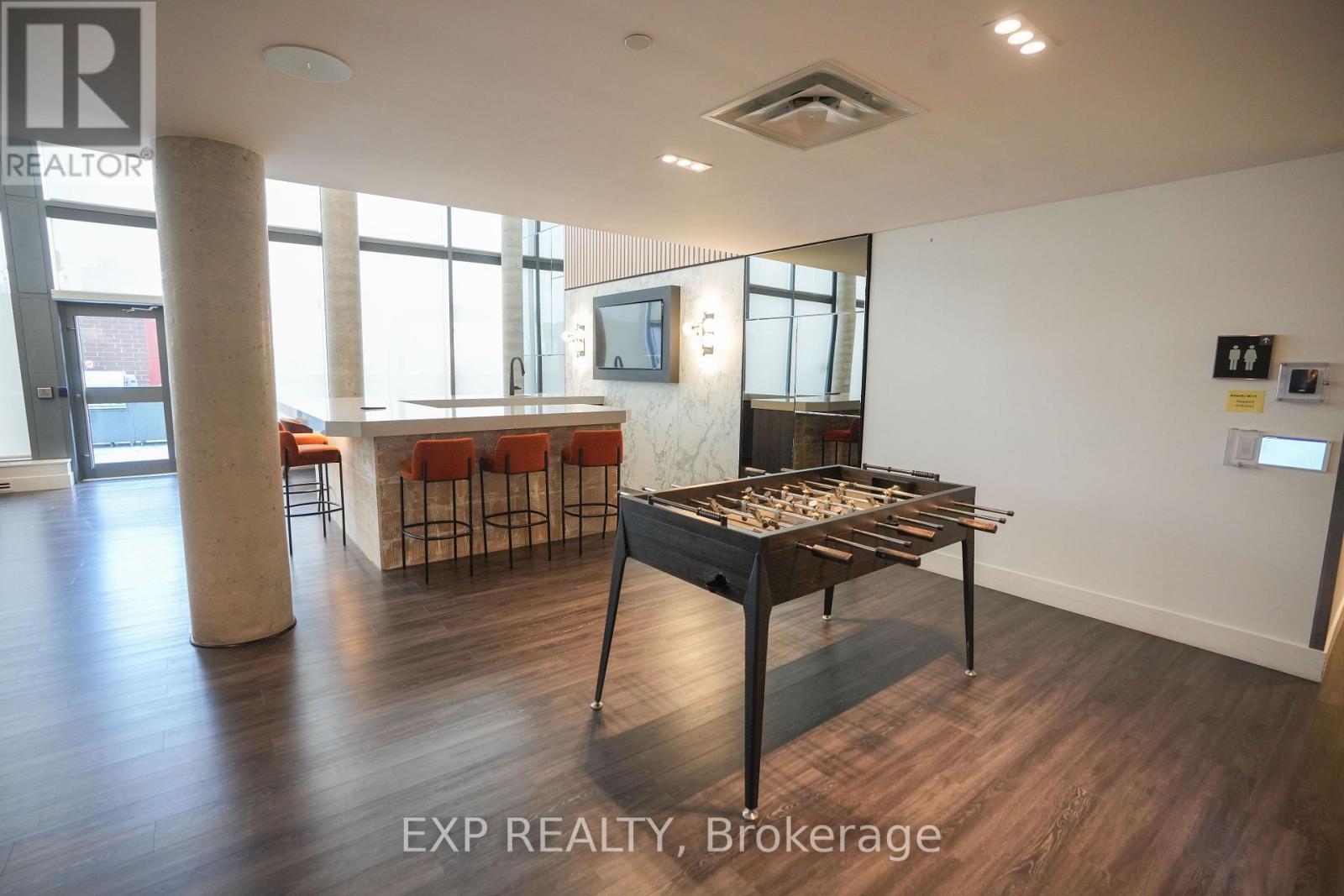 2011 - 25 Wellington Street S, Kitchener, Ontario  N2G 0G5 - Photo 27 - X12731306