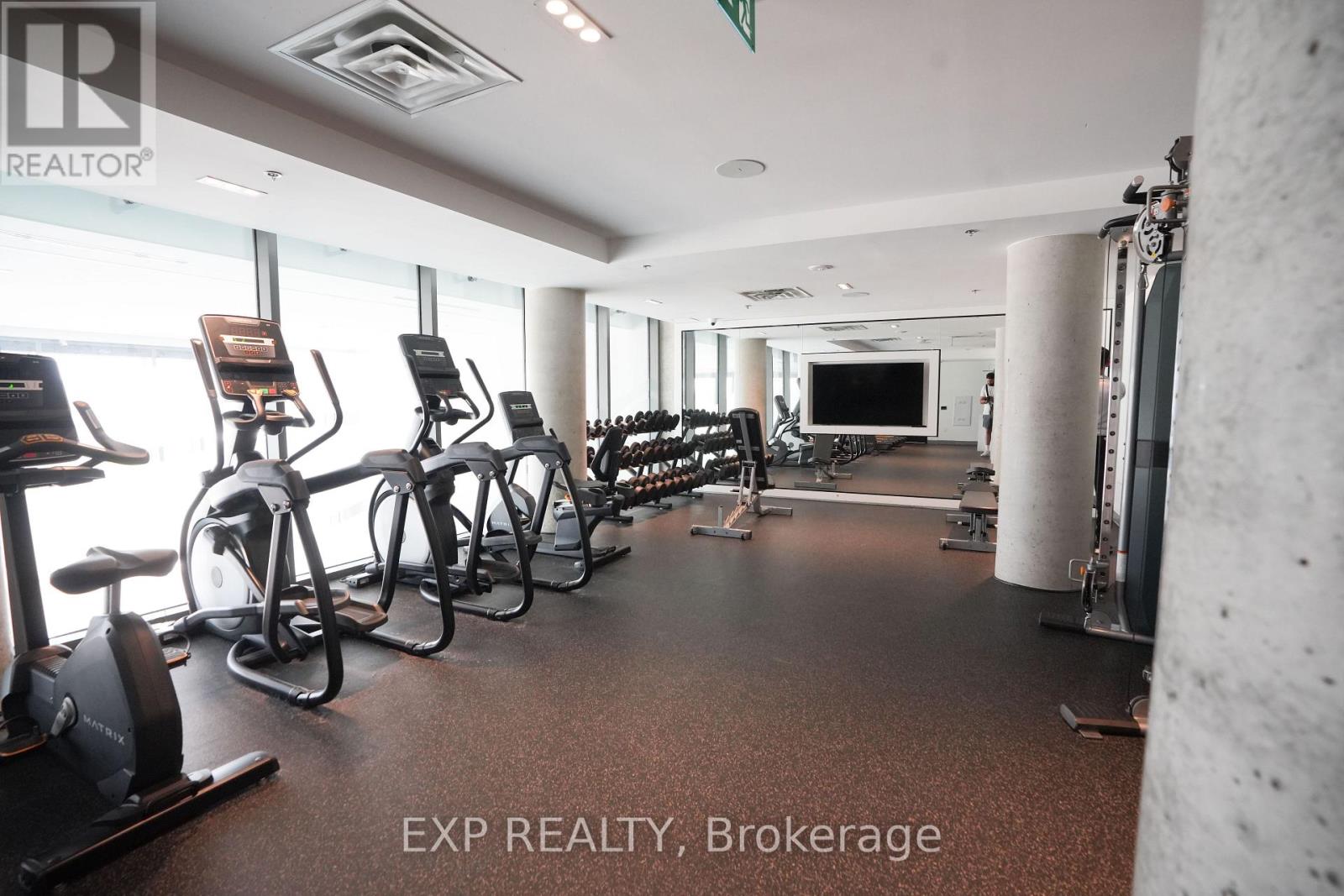 2011 - 25 Wellington Street S, Kitchener, Ontario  N2G 0G5 - Photo 32 - X12731306