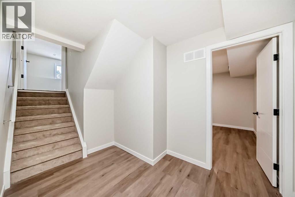 624 Shawinigan Drive Sw, Calgary, Alberta  T2Y 2H4 - Photo 37 - A2279061