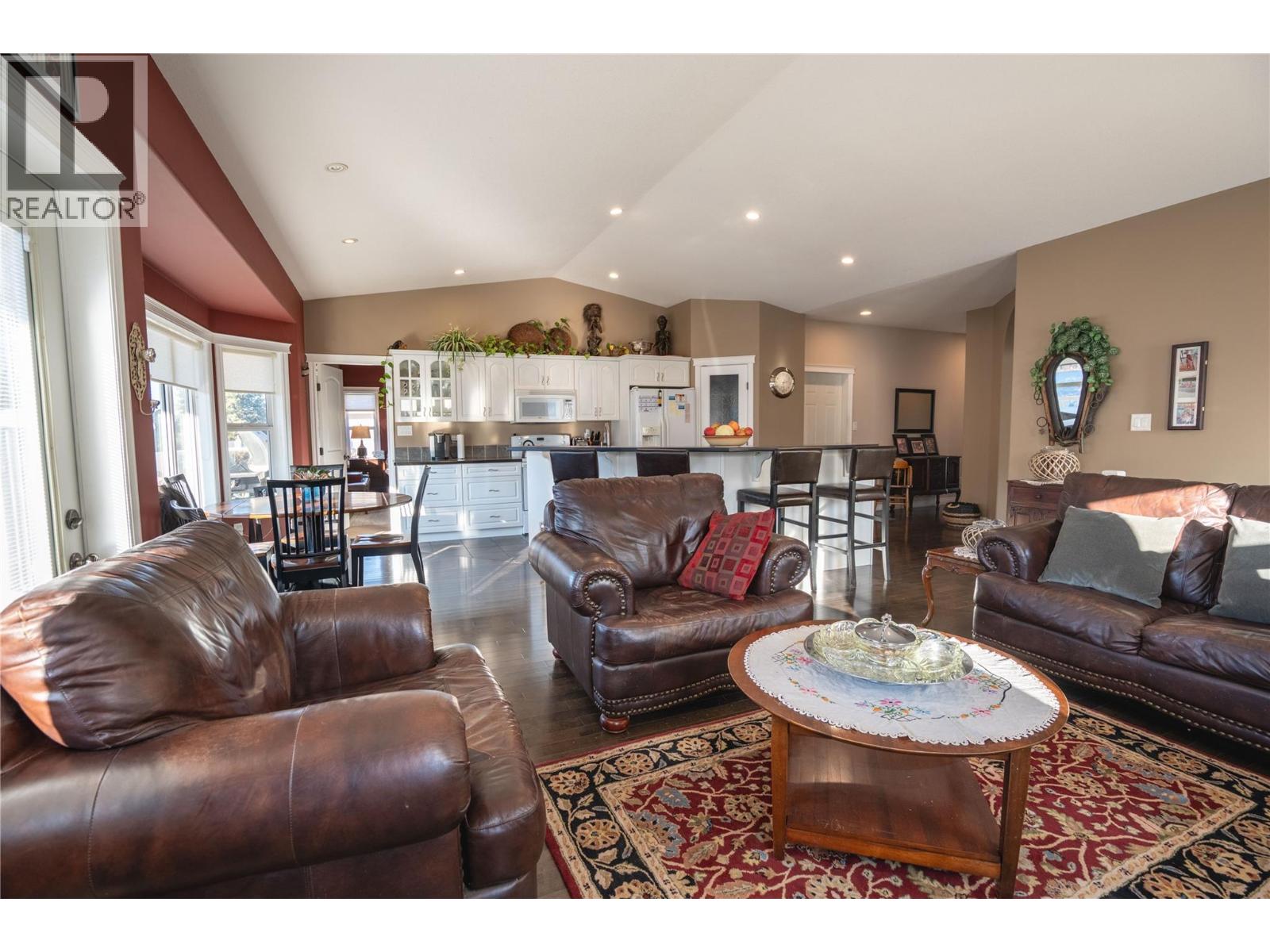 434 Eastside Road, Okanagan Falls, British Columbia  V0H 1R5 - Photo 12 - 10373820