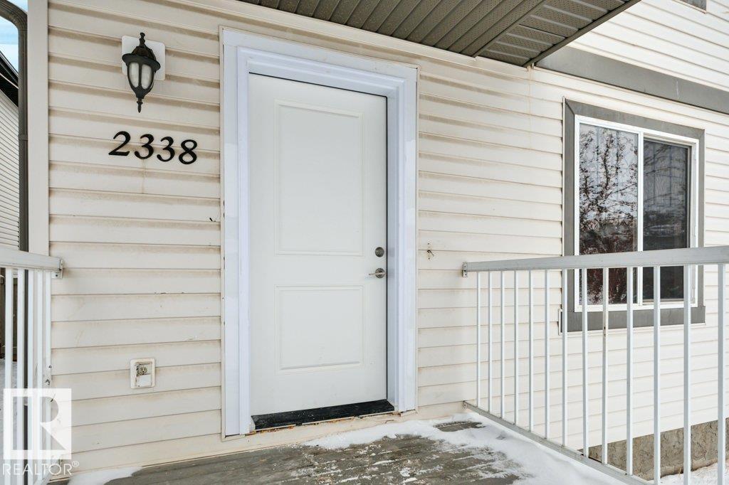 2338 29a Av Nw, Edmonton, Alberta  T6T 2B1 - Photo 2 - E4471131