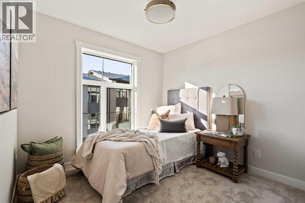 618 Sovereign Common Sw, Calgary, Alberta  T3C 3Y3 - Photo 29 - A2279502