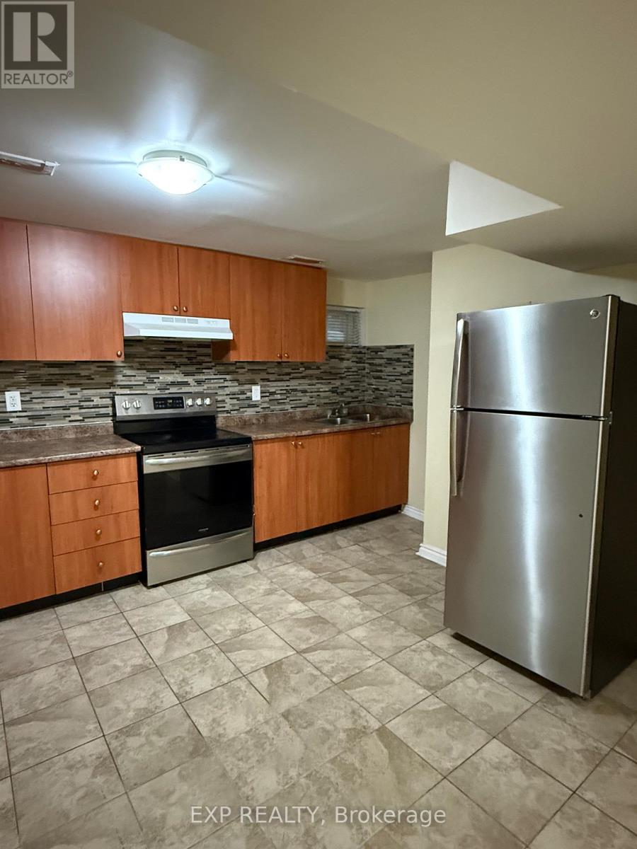 Basement - 17 Gable Drive, Brampton, Ontario  L6V 2H2 - Photo 3 - W12730542