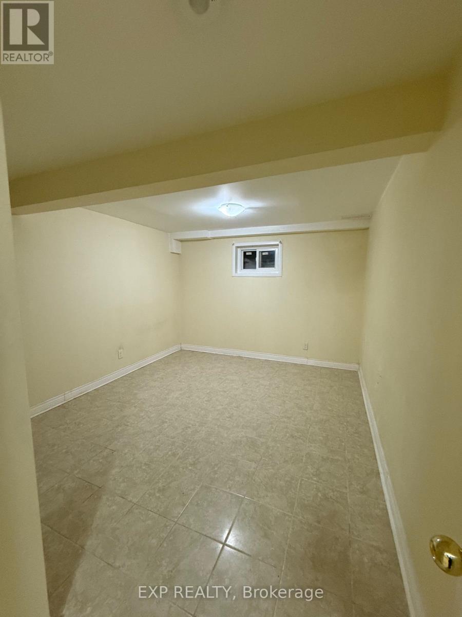 Basement - 17 Gable Drive, Brampton, Ontario  L6V 2H2 - Photo 10 - W12730542