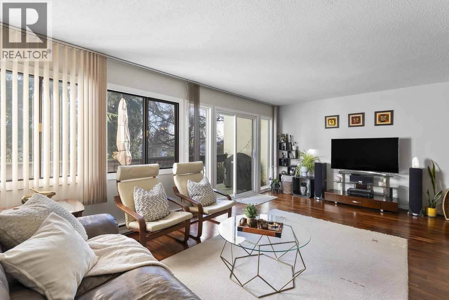 5 7307 Montecito Drive, Burnaby, British Columbia  V5A 1R2 - Photo 2 - R3080920