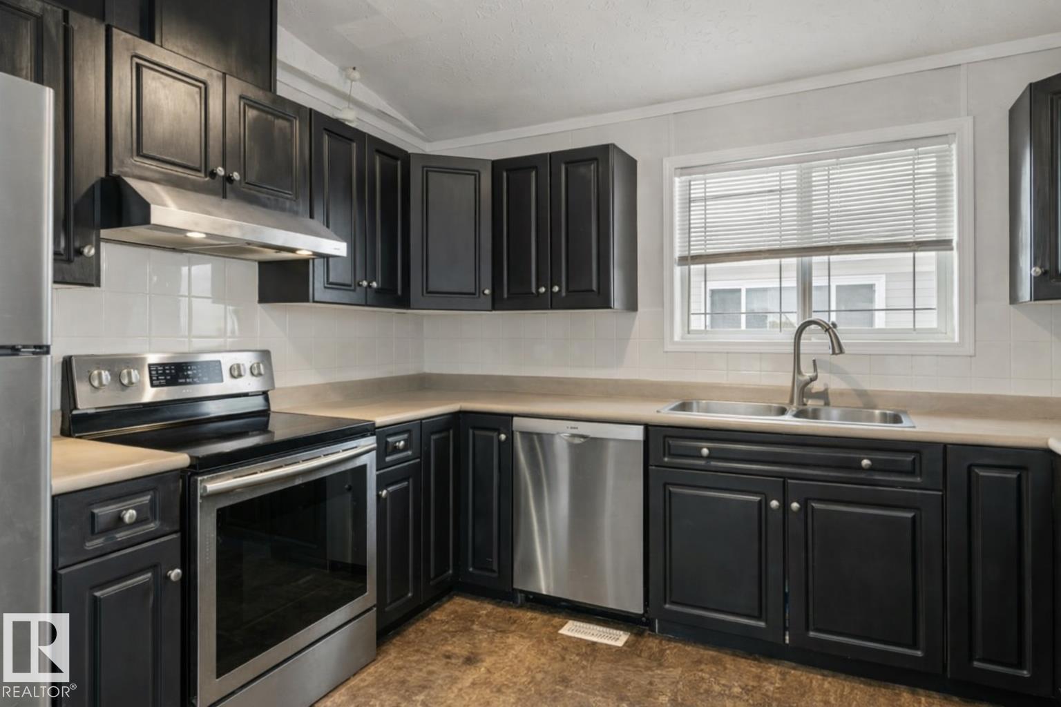 1011 Aspen Dr E, Leduc, Alberta  T9E 8R5 - Photo 13 - E4471135