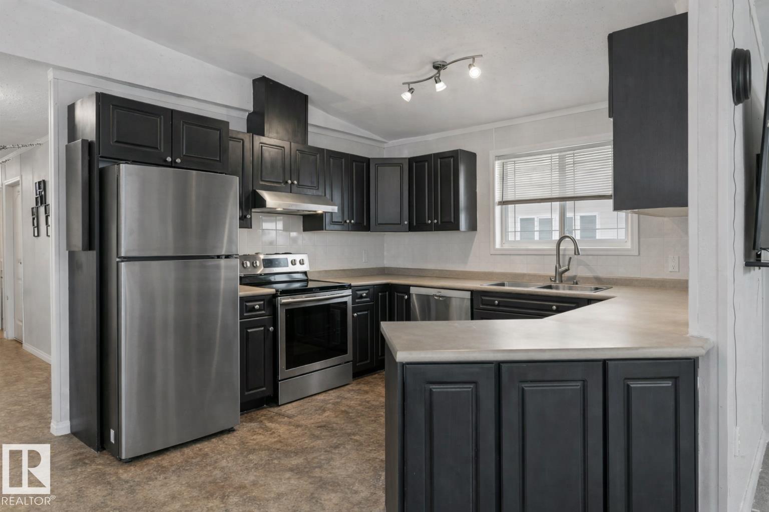 1011 Aspen Dr E, Leduc, Alberta  T9E 8R5 - Photo 11 - E4471135