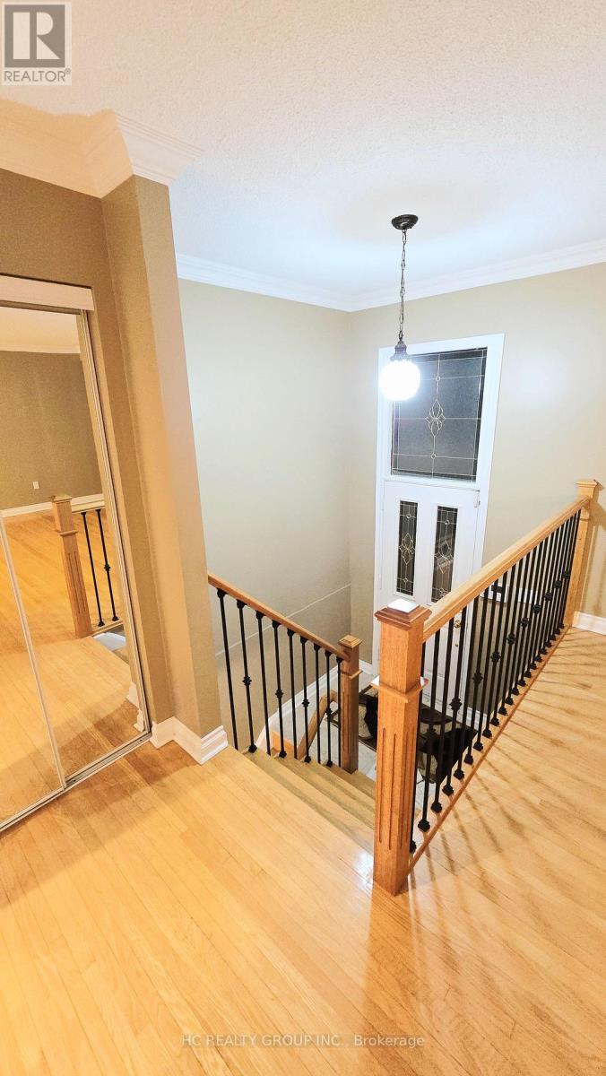 (Main Level) - 3161 Rymal Road, Mississauga, Ontario  L4Y 3B4 - Photo 3 - W12731310