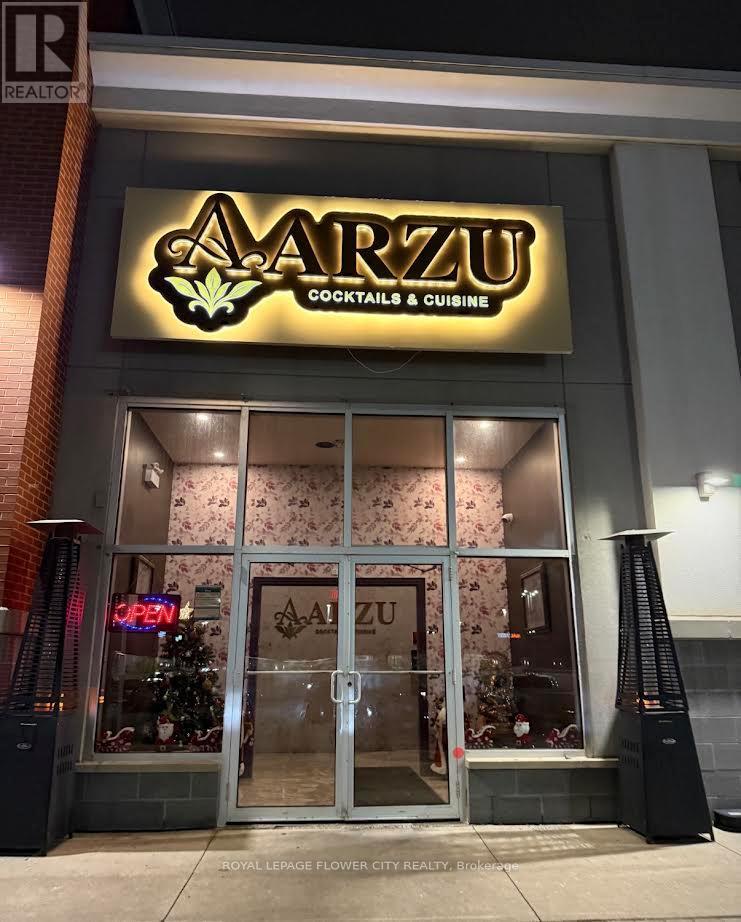 102 - 15 GATEWAY BOULEVARD, Brampton, Ontario