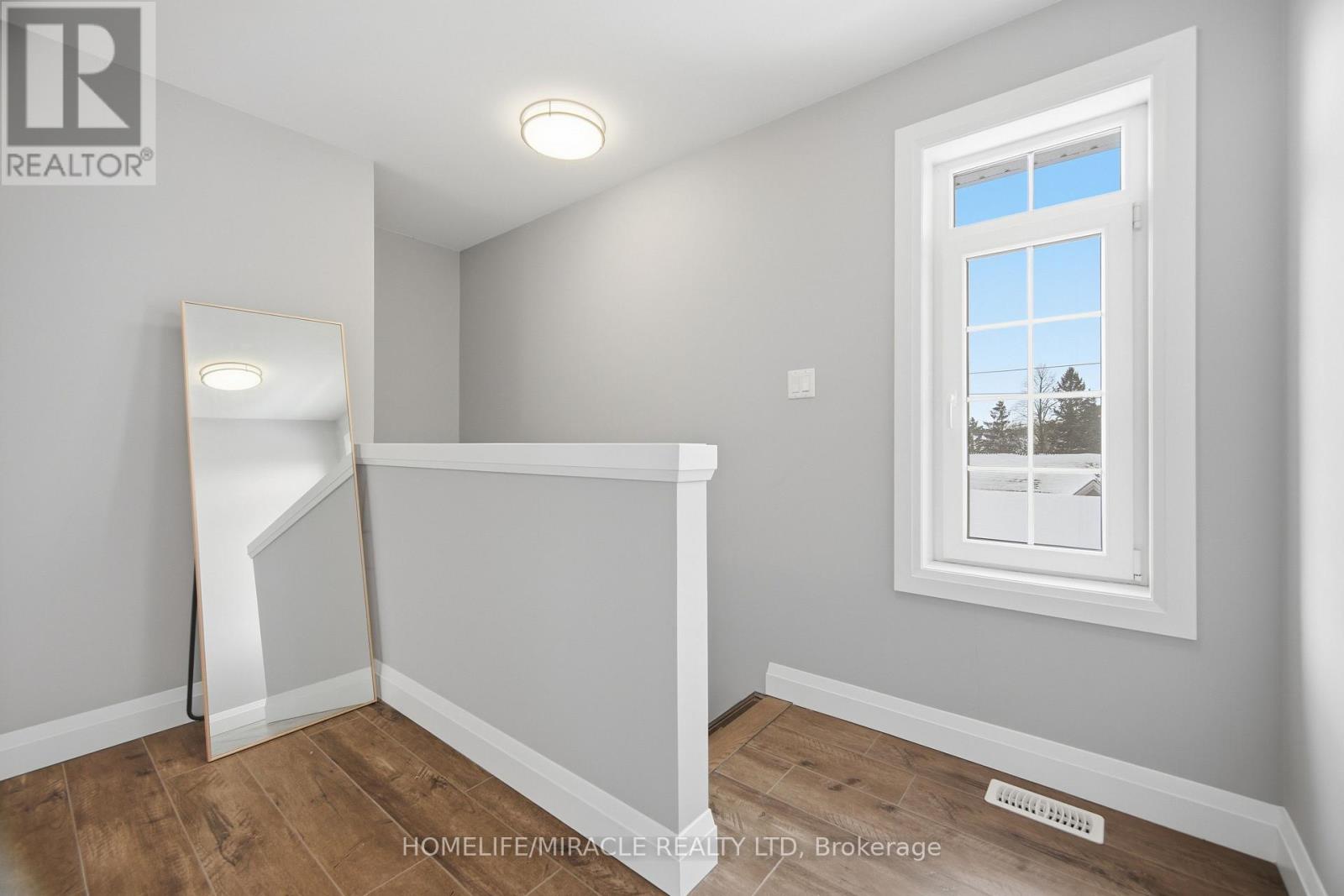 180 Benton Street, Kitchener, Ontario  N2G 3H8 - Photo 32 - X12728690