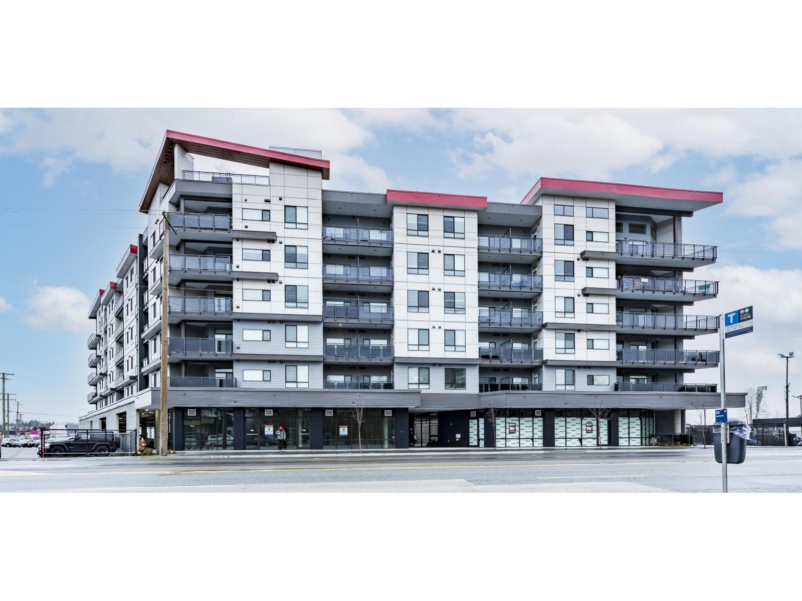 204 20061 FRASER HIGHWAY, Langley, British Columbia