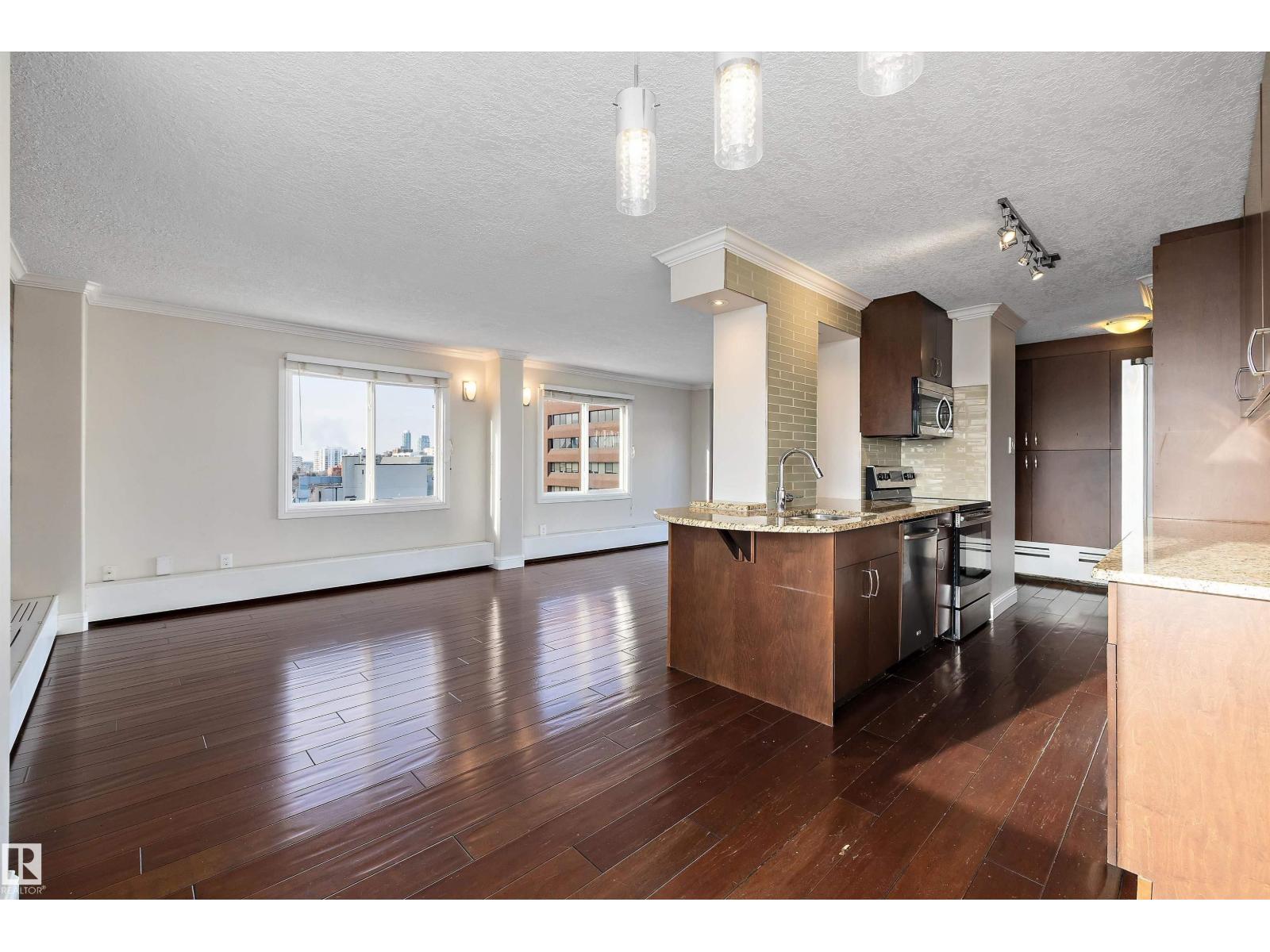 #ph4 9725 106 St Nw, Edmonton, Alberta  T5K 1B5 - Photo 15 - E4470891