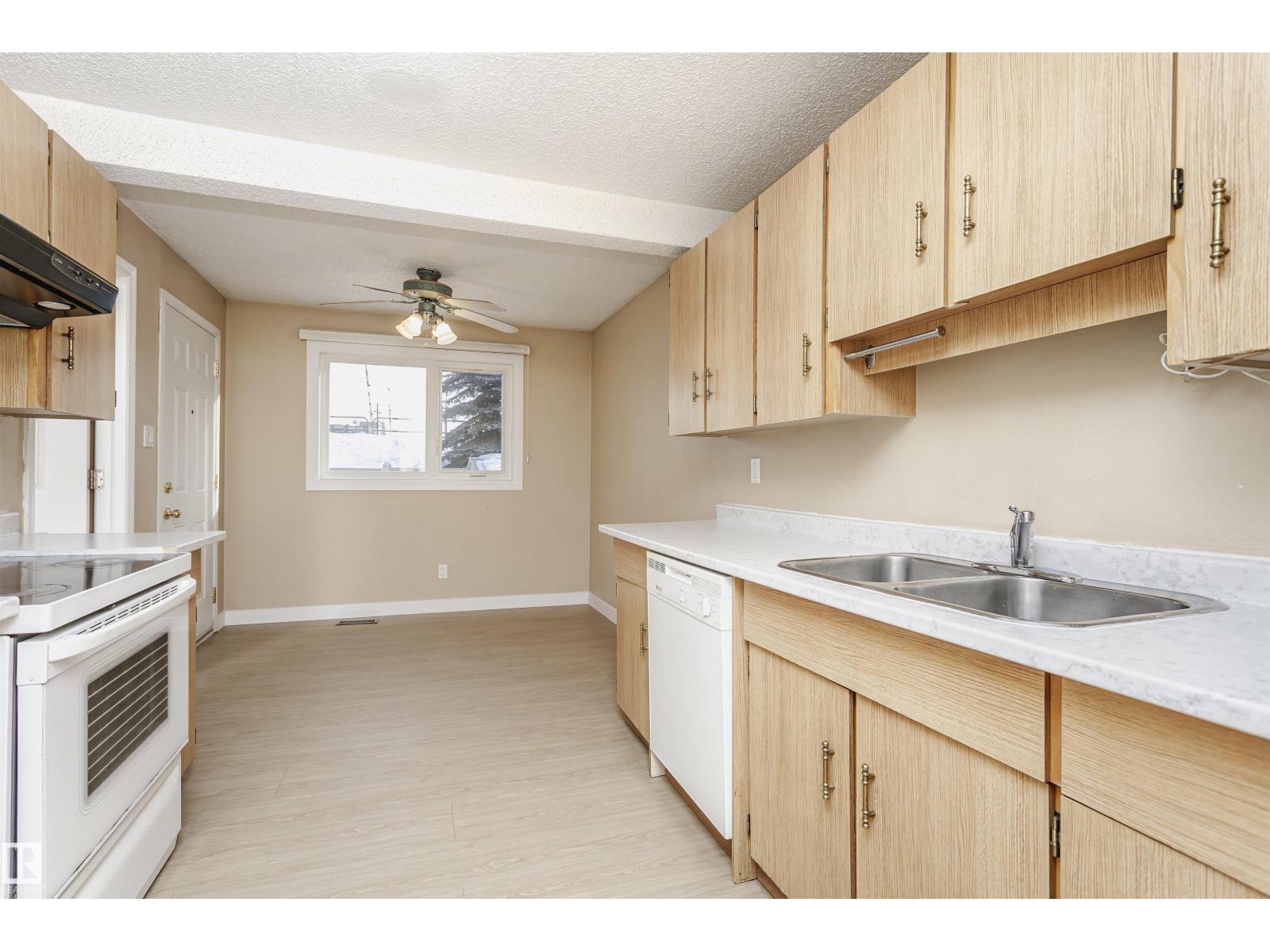 #21 11111 26 Av Nw, Edmonton, Alberta  T6J 5M7 - Photo 17 - E4471136