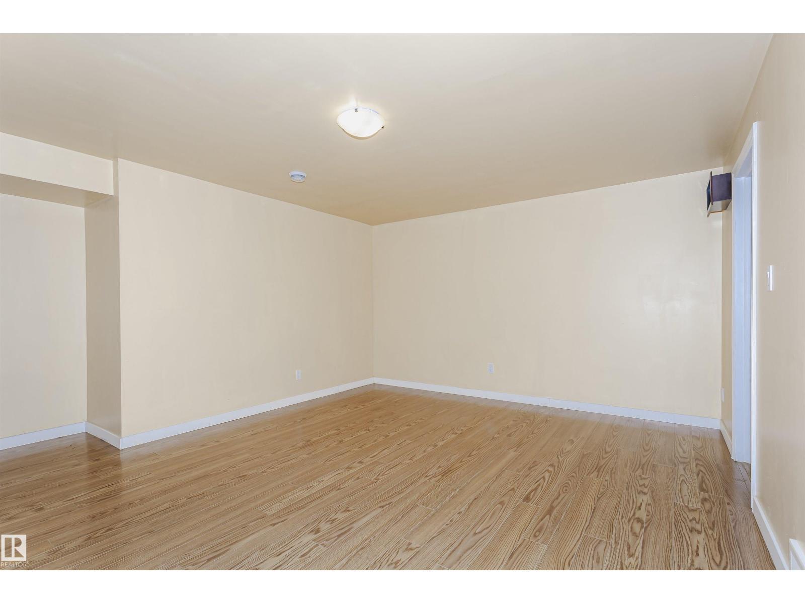 #21 11111 26 Av Nw, Edmonton, Alberta  T6J 5M7 - Photo 33 - E4471136