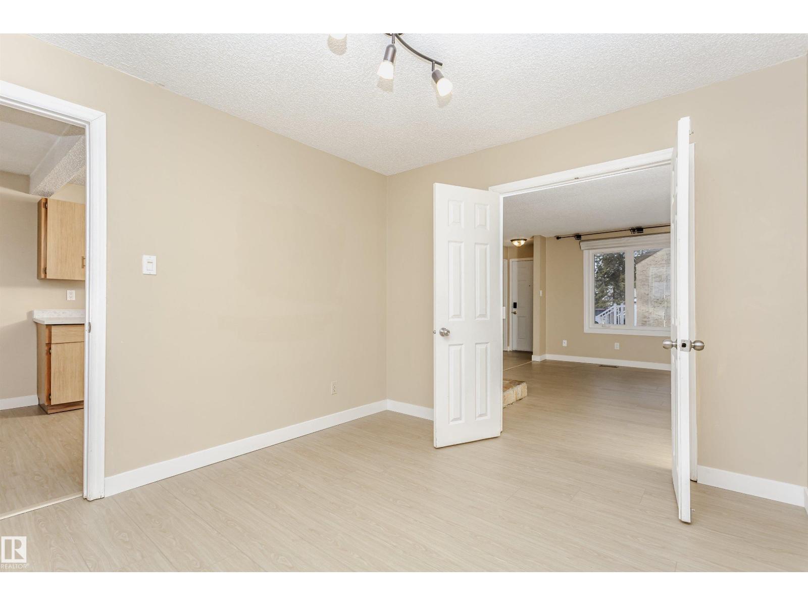 #21 11111 26 Av Nw, Edmonton, Alberta  T6J 5M7 - Photo 9 - E4471136