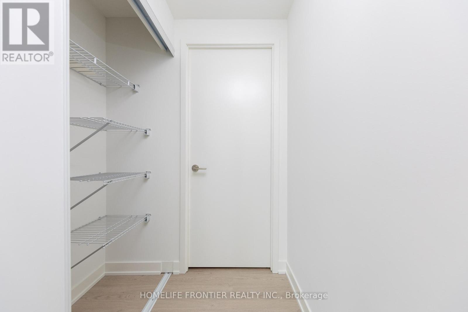 3004 - 65 Mutual Street, Toronto, Ontario  M5B 2A9 - Photo 18 - C12730300