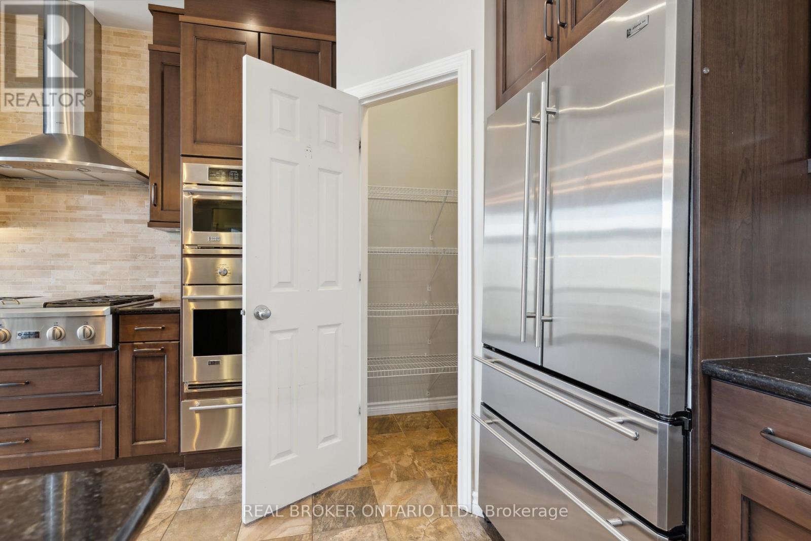 51 Waterside Drive, Carleton Place, Ontario  K7C 0B1 - Photo 12 - X12731352