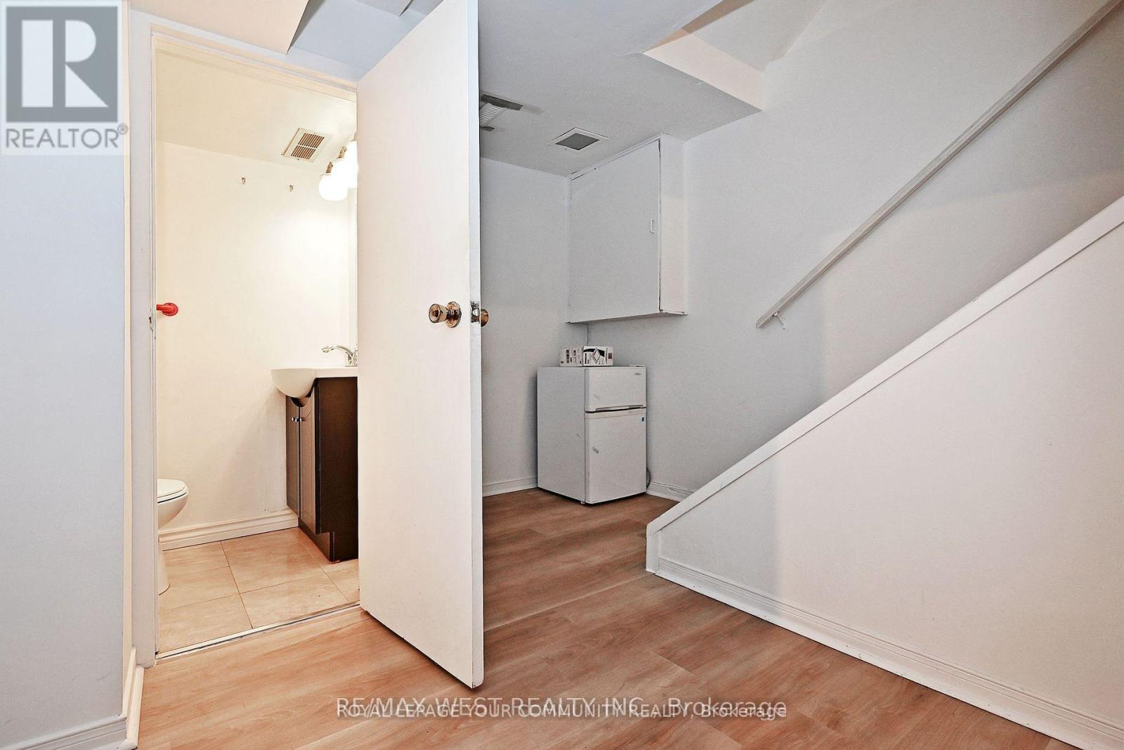 348 Brownridge Drive, Vaughan (Brownridge), Ontario  L4J 5W9 - Photo 26 - N12694768