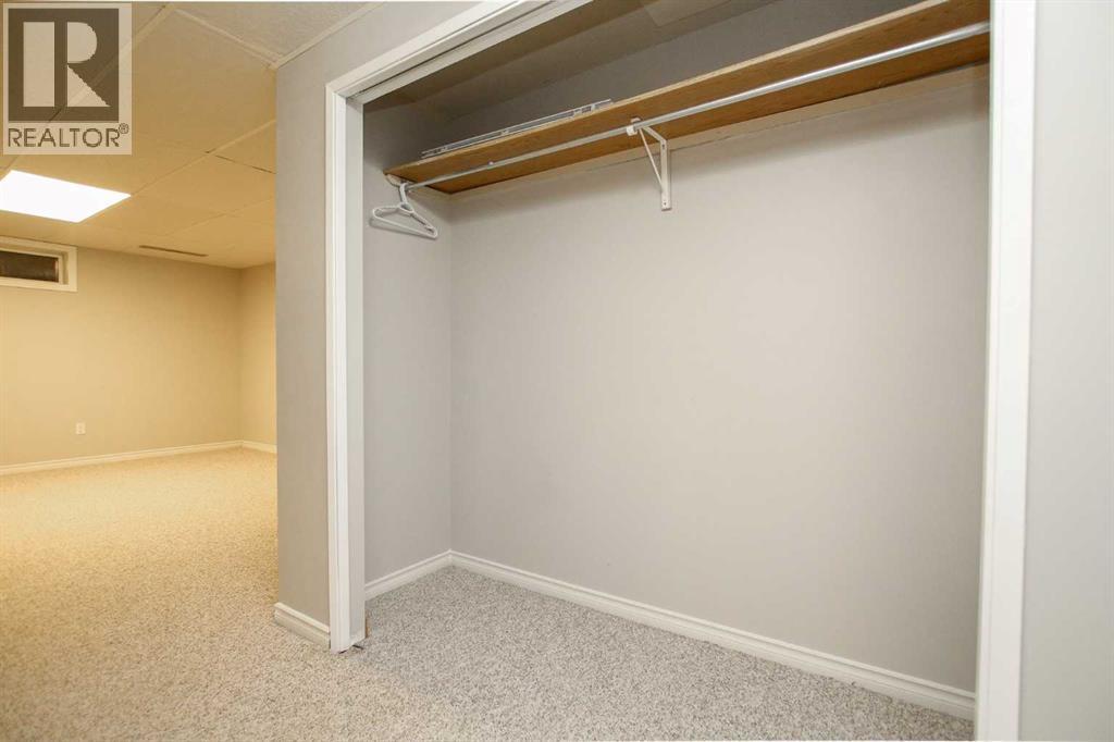 69 Erickson Drive, Red Deer, Alberta  T4R 1X8 - Photo 32 - A2279865