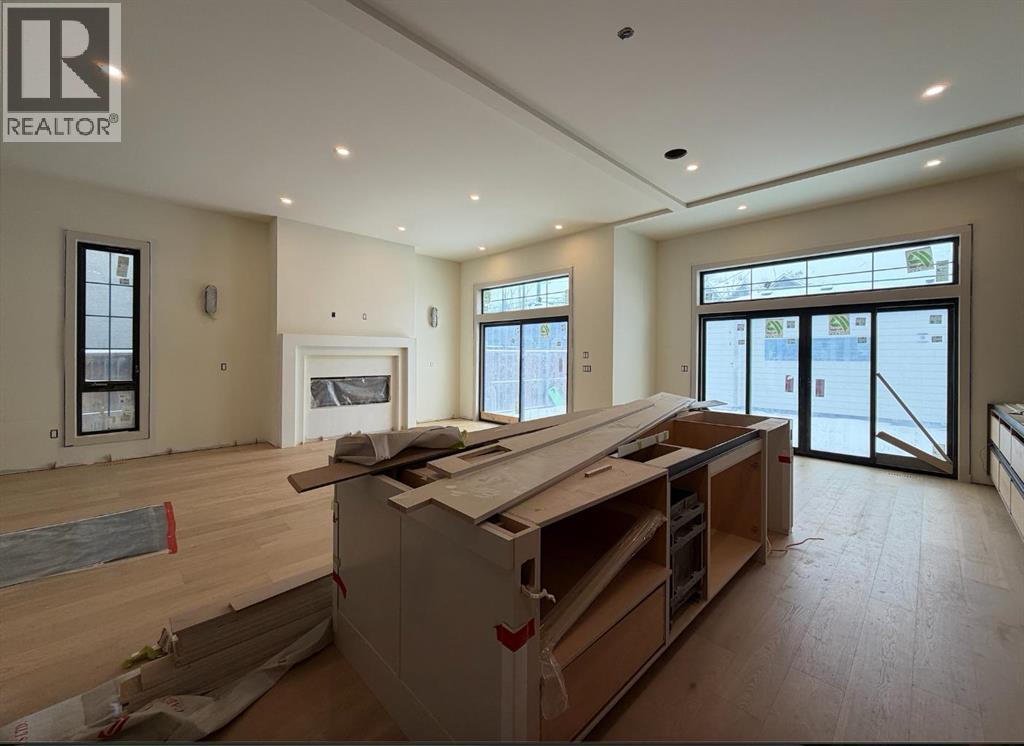 2034 49 Avenue Sw, Calgary, Alberta  T2T 2V4 - Photo 10 - A2281930