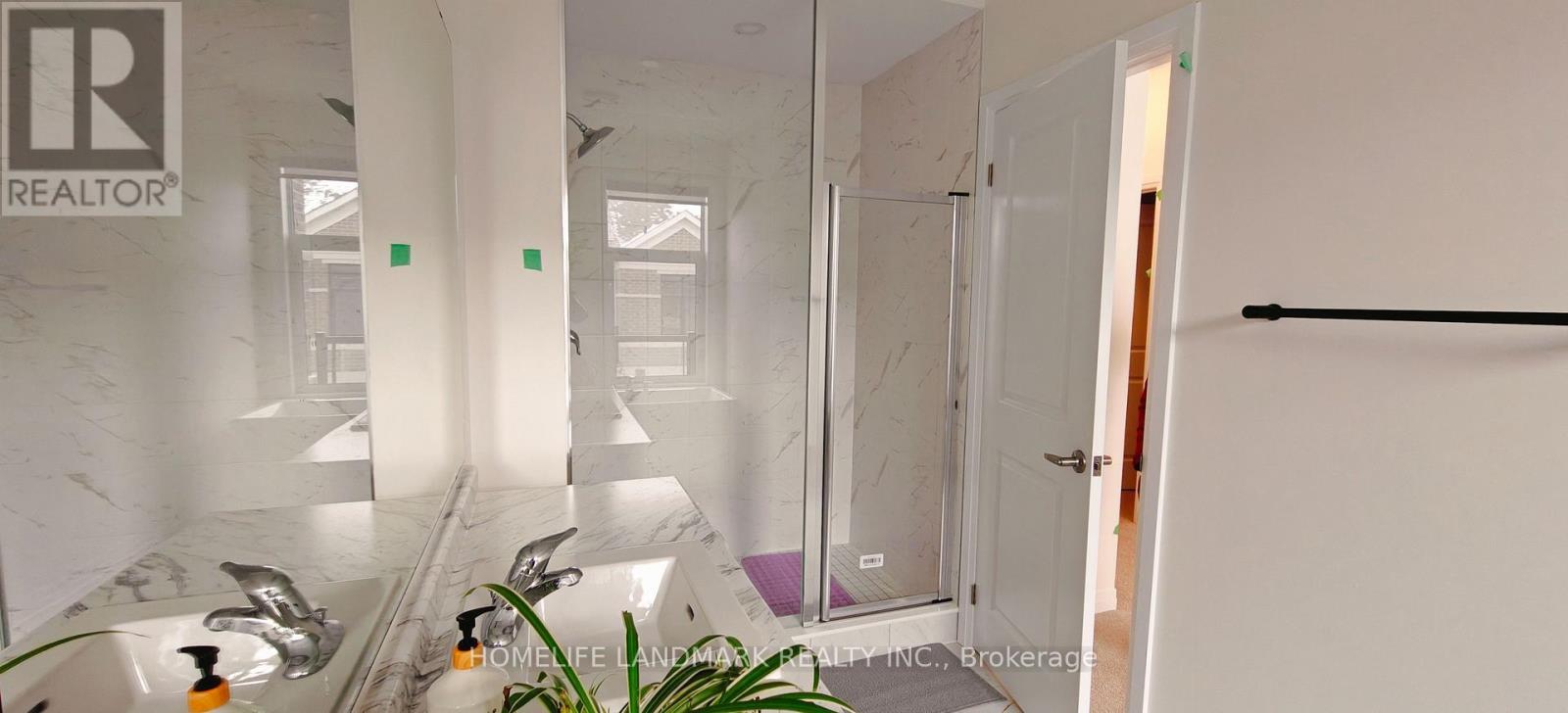 16 Kahshe Lane, Richmond Hill, Ontario  L4S 0N7 - Photo 17 - N12731362