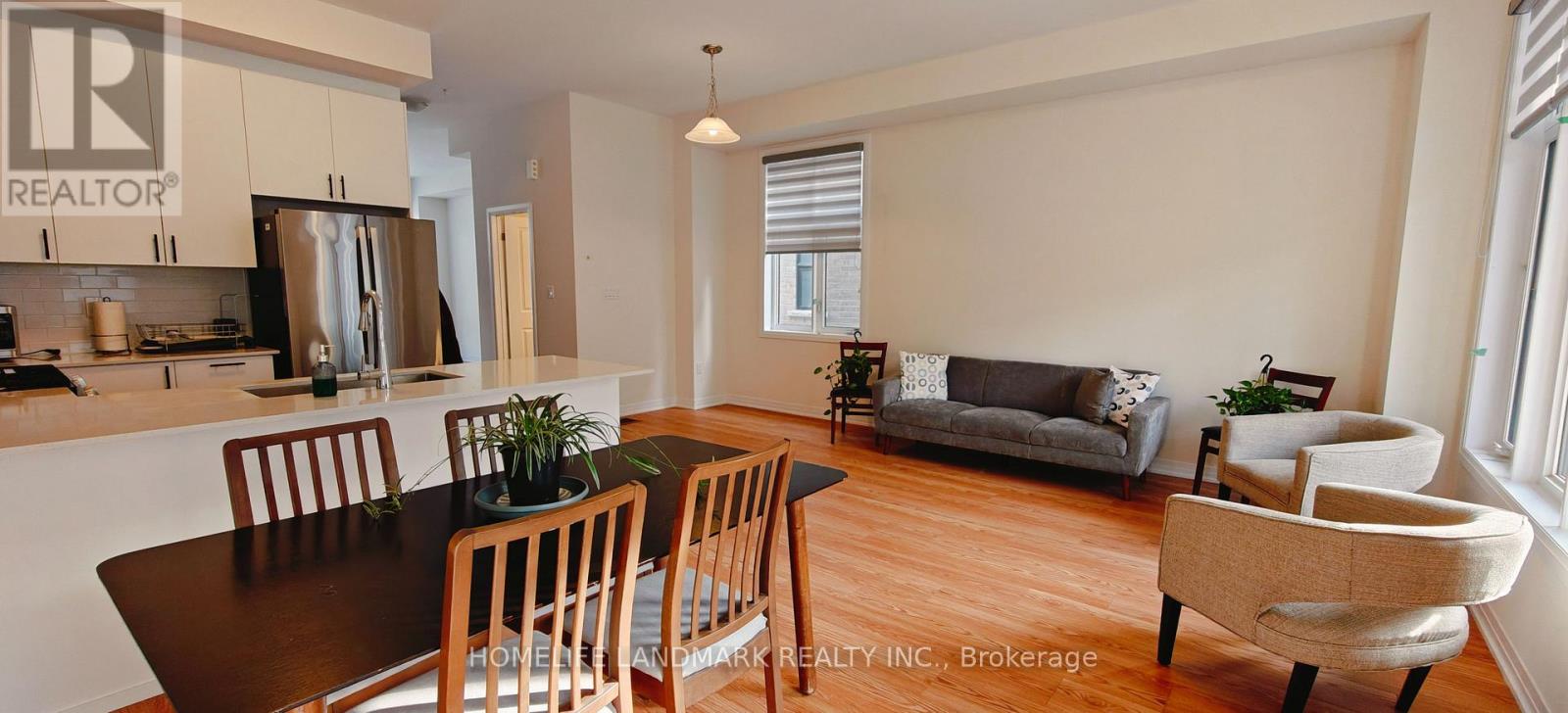 16 Kahshe Lane, Richmond Hill, Ontario  L4S 0N7 - Photo 4 - N12731362