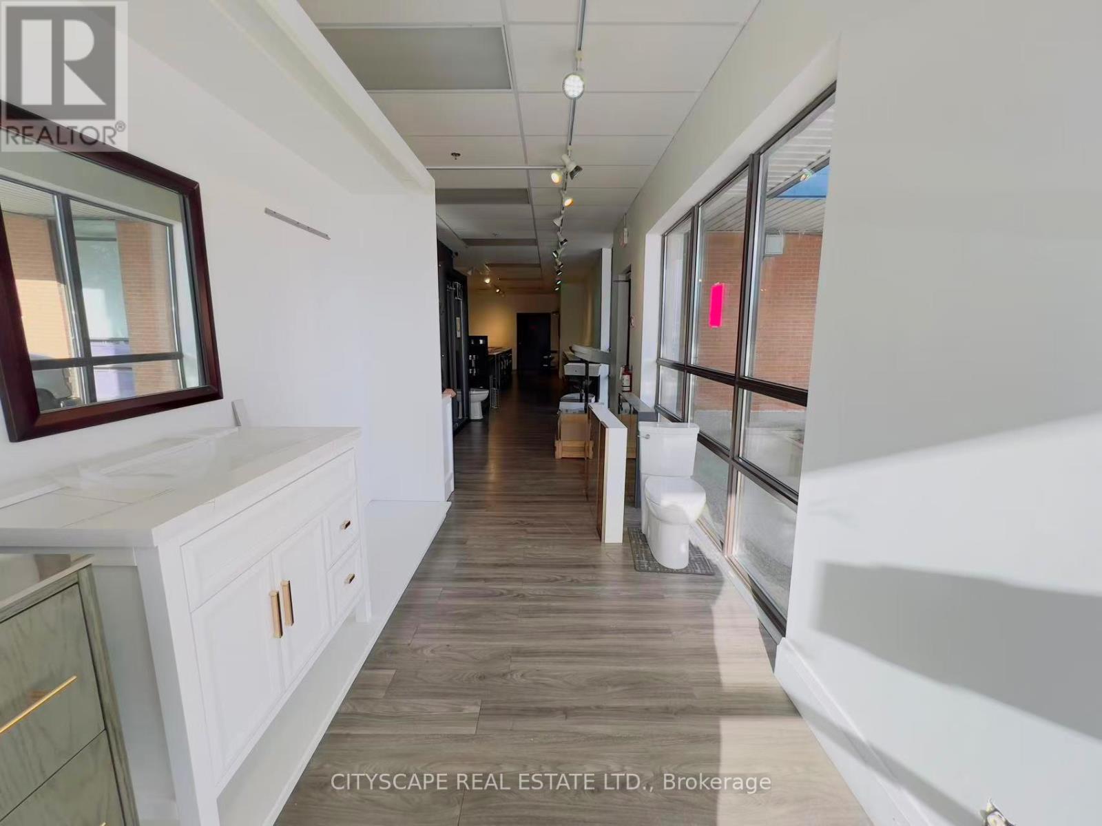 102 - 100 Steelcase Road, Markham, Ontario  L3R 1E8 - Photo 5 - N12731366