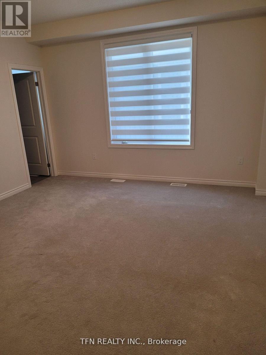 3213 Mosley Street, Wasaga Beach, Ontario  L9Z 1V4 - Photo 10 - S12731342