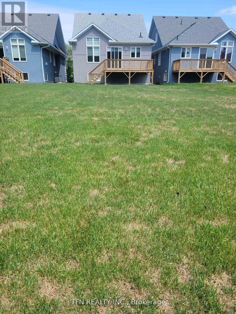 3213 Mosley Street, Wasaga Beach, Ontario  L9Z 1V4 - Photo 12 - S12731342