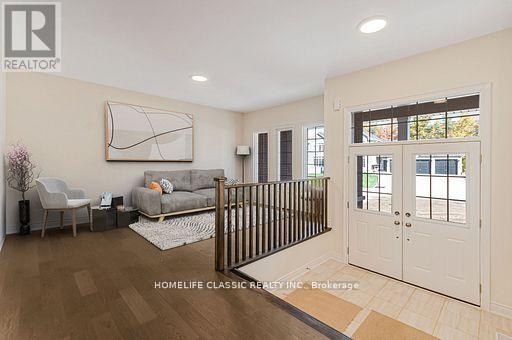 74 Ruby Drive, Oro-Medonte, Ontario  L0L 2E0 - Photo 4 - S12731360