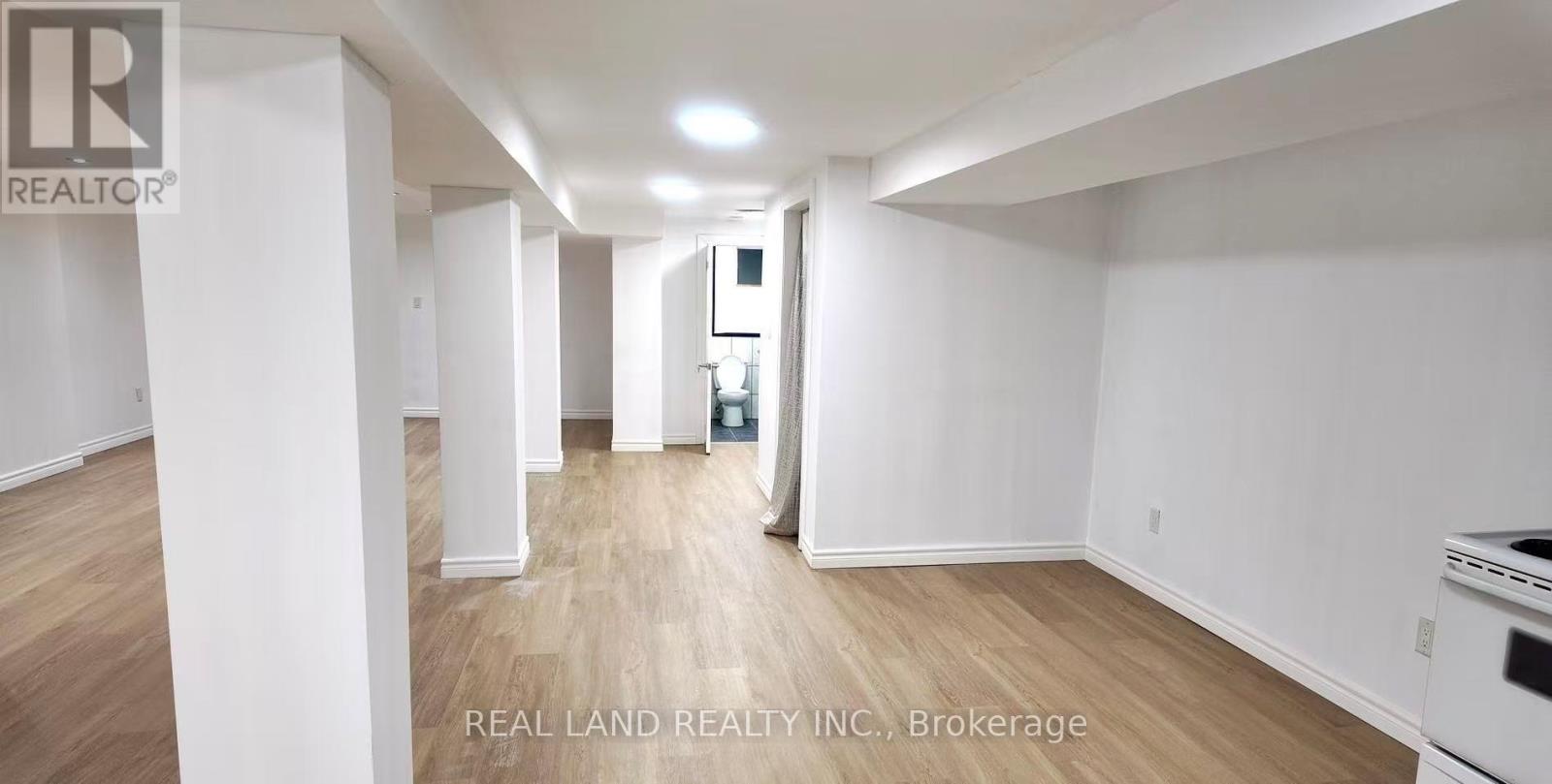 132 Edgecroft Road, Toronto, Ontario  M8Z 2C3 - Photo 25 - W12731348