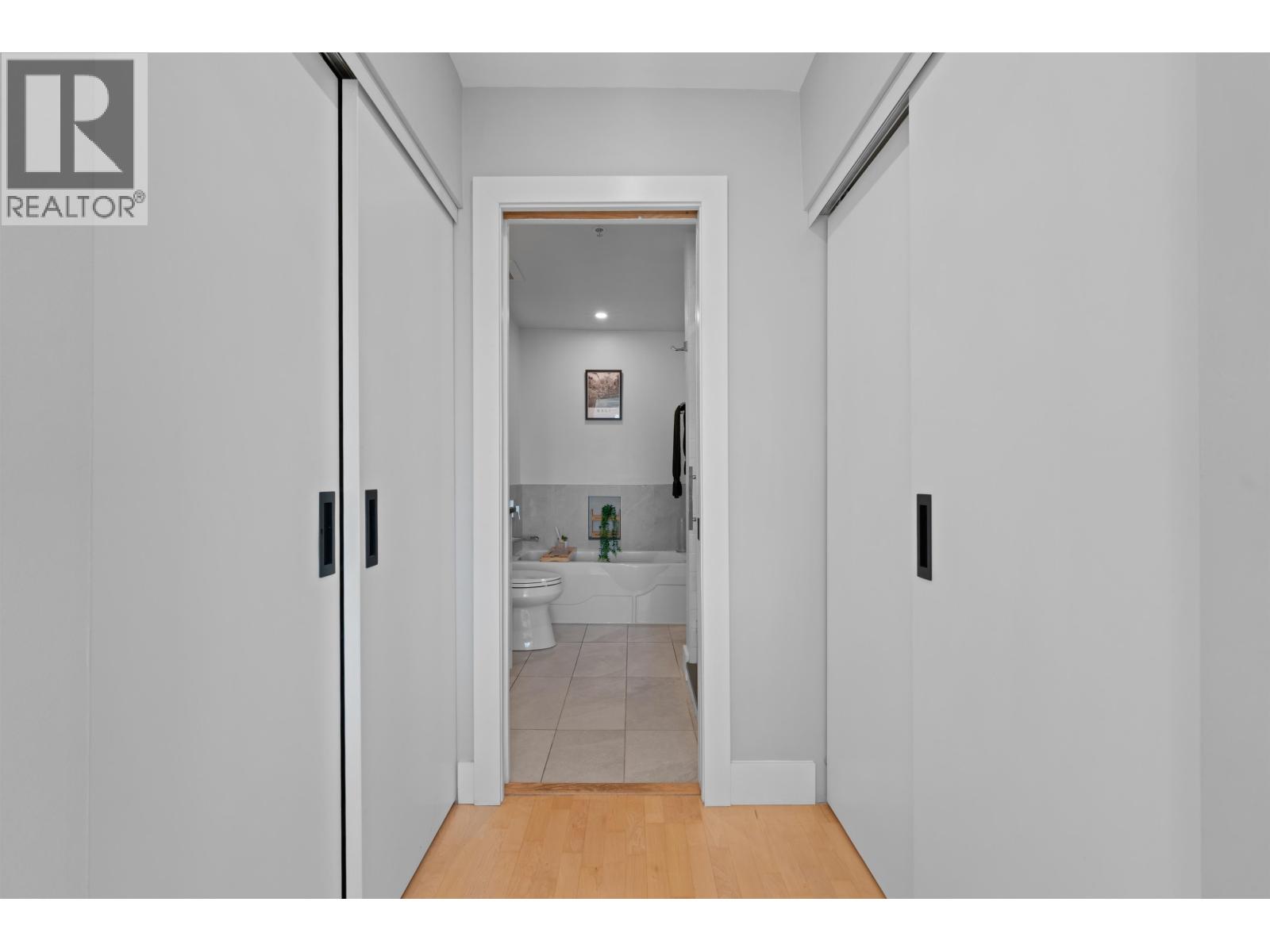 414 332 Lonsdale Avenue, North Vancouver, British Columbia  V7M 3M5 - Photo 18 - R3082991